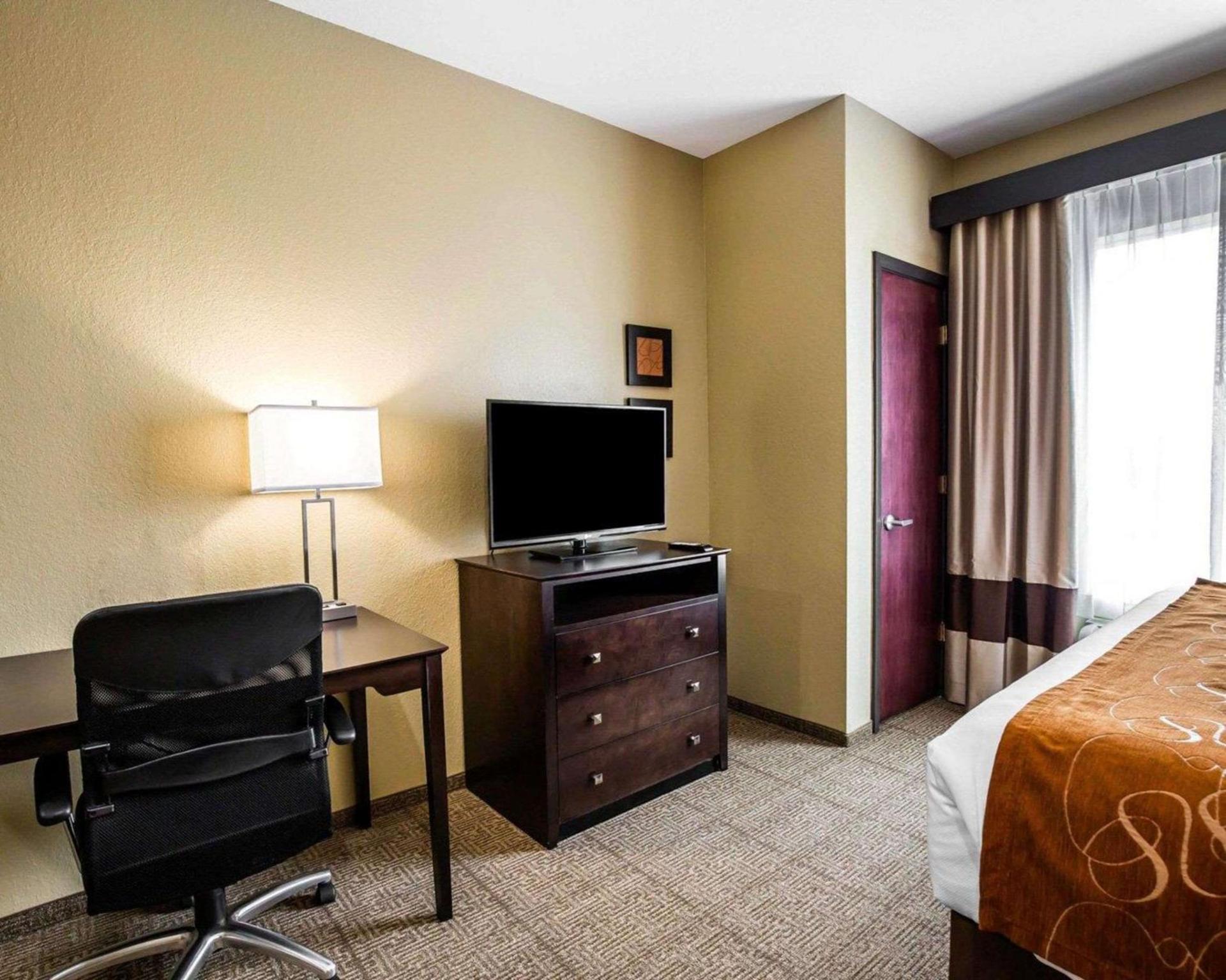 Comfort Suites Northwest - Cy - Fair photo 6