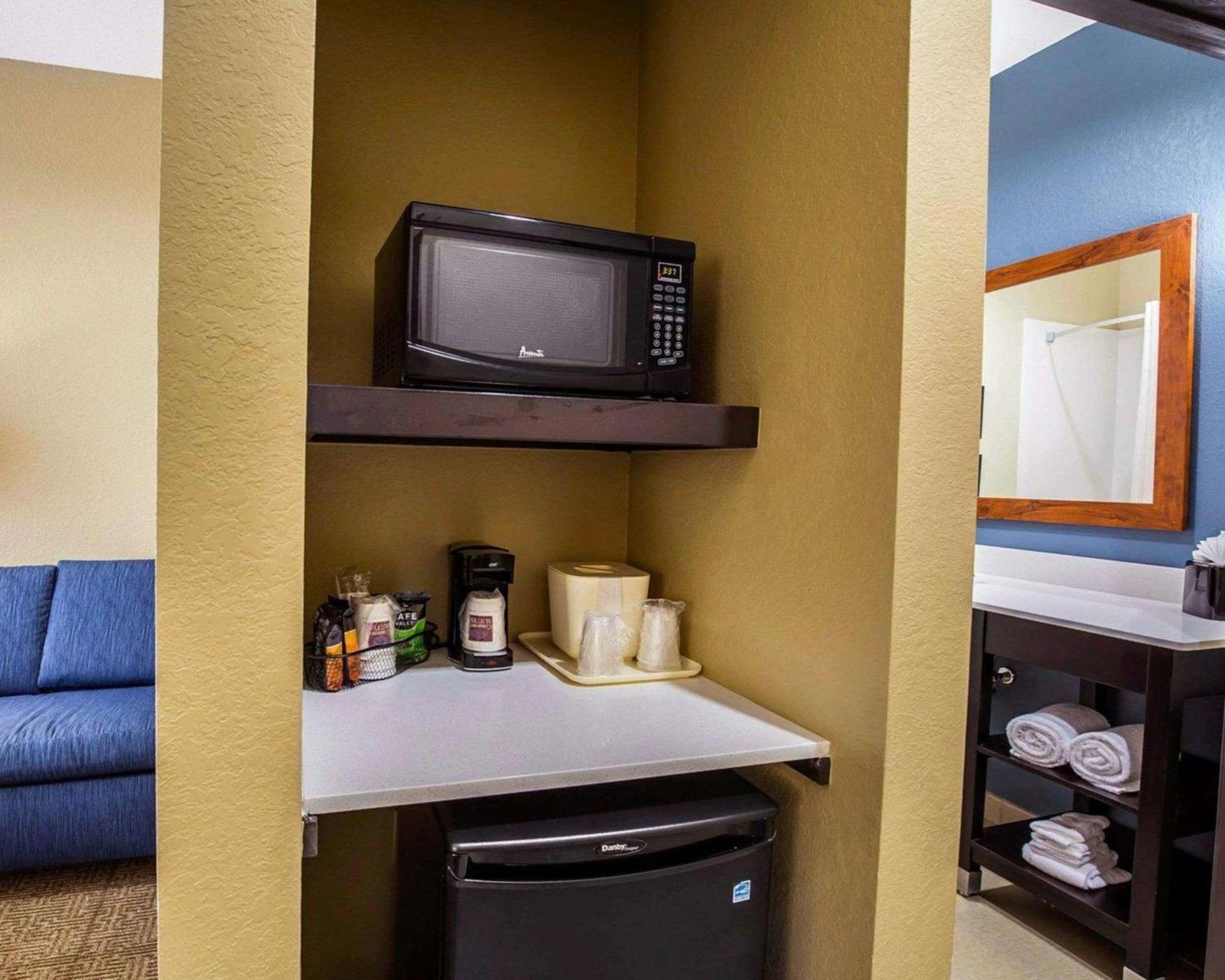 Comfort Suites Northwest - Cy - Fair photo 32