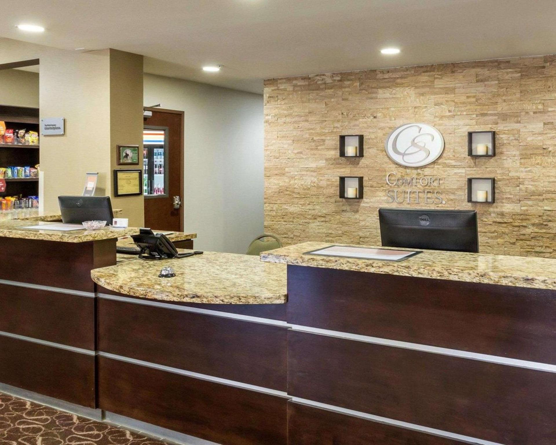 Comfort Suites Cotulla near I-35 photo 6