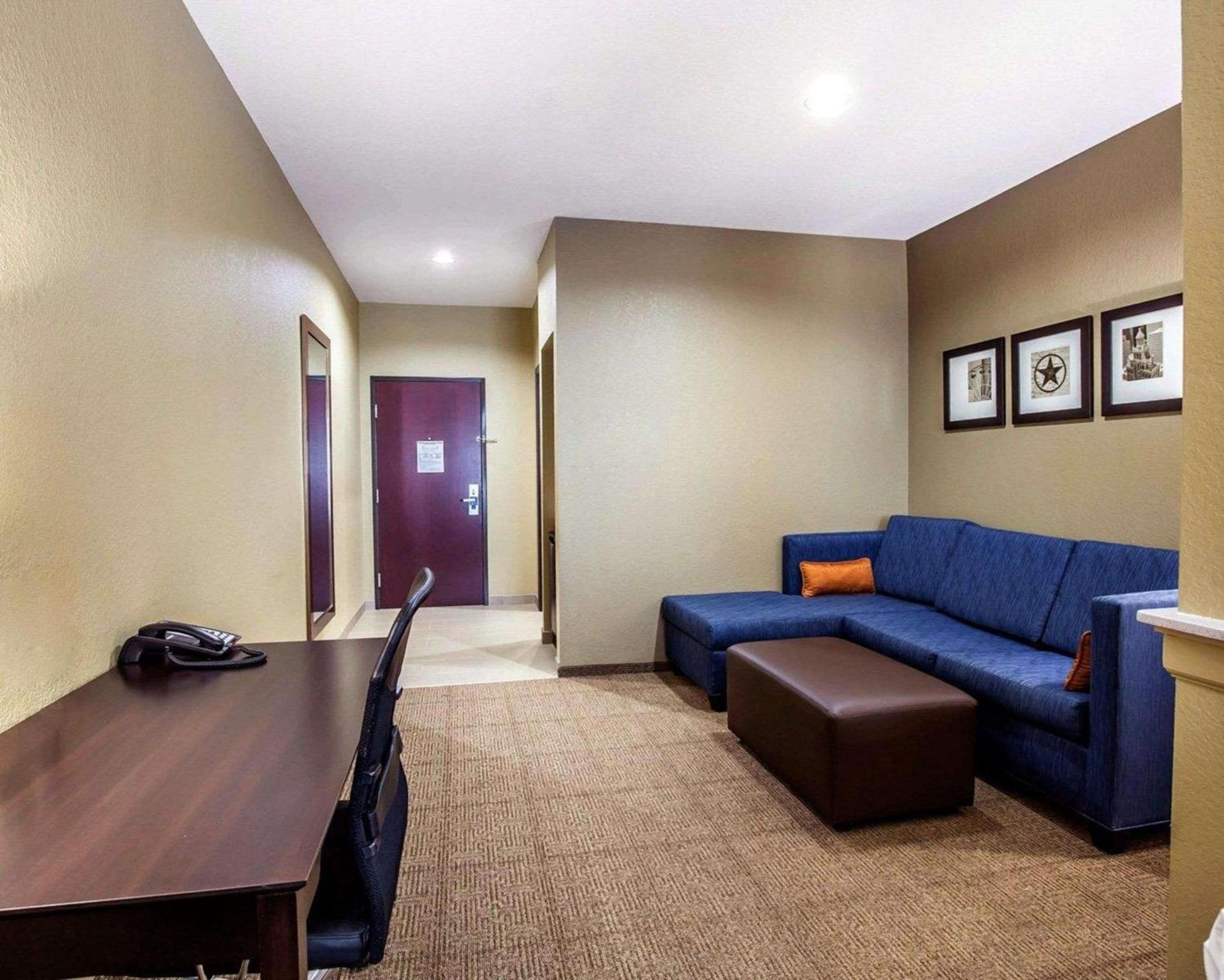 Comfort Suites Northwest - Cy - Fair photo 4