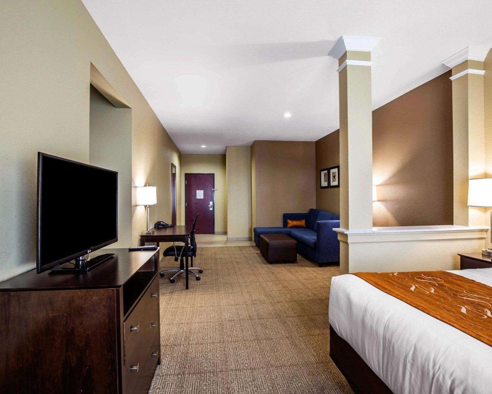 Comfort Suites Northwest - Cy - Fair photo 5
