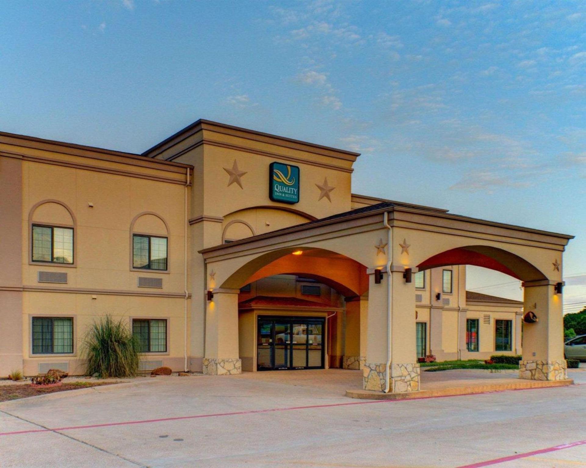 Quality Inn & Suites Glen Rose photo 6