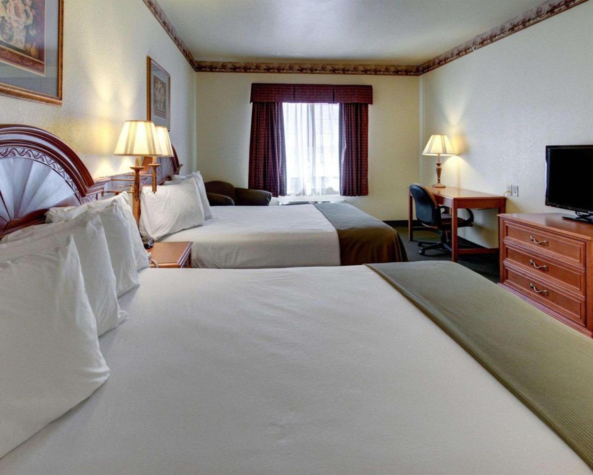 Quality Inn & Suites Glen Rose photo 15