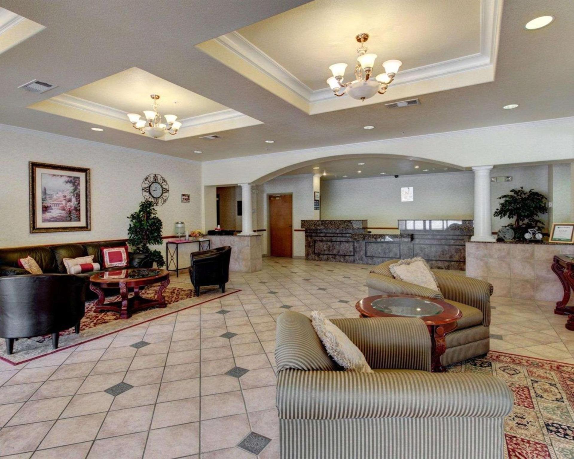 Quality Inn & Suites Glen Rose photo 26
