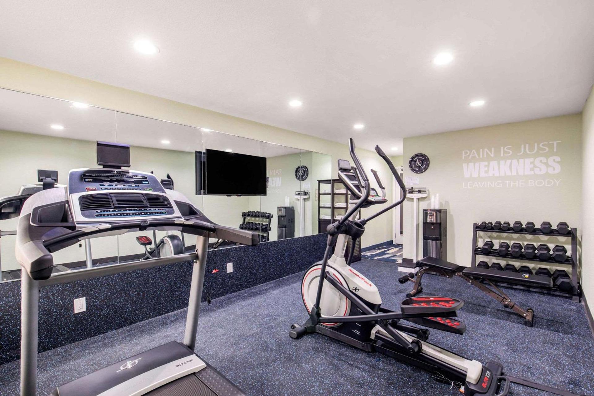 Quality Inn & Suites Plano East - Richardson photo 41