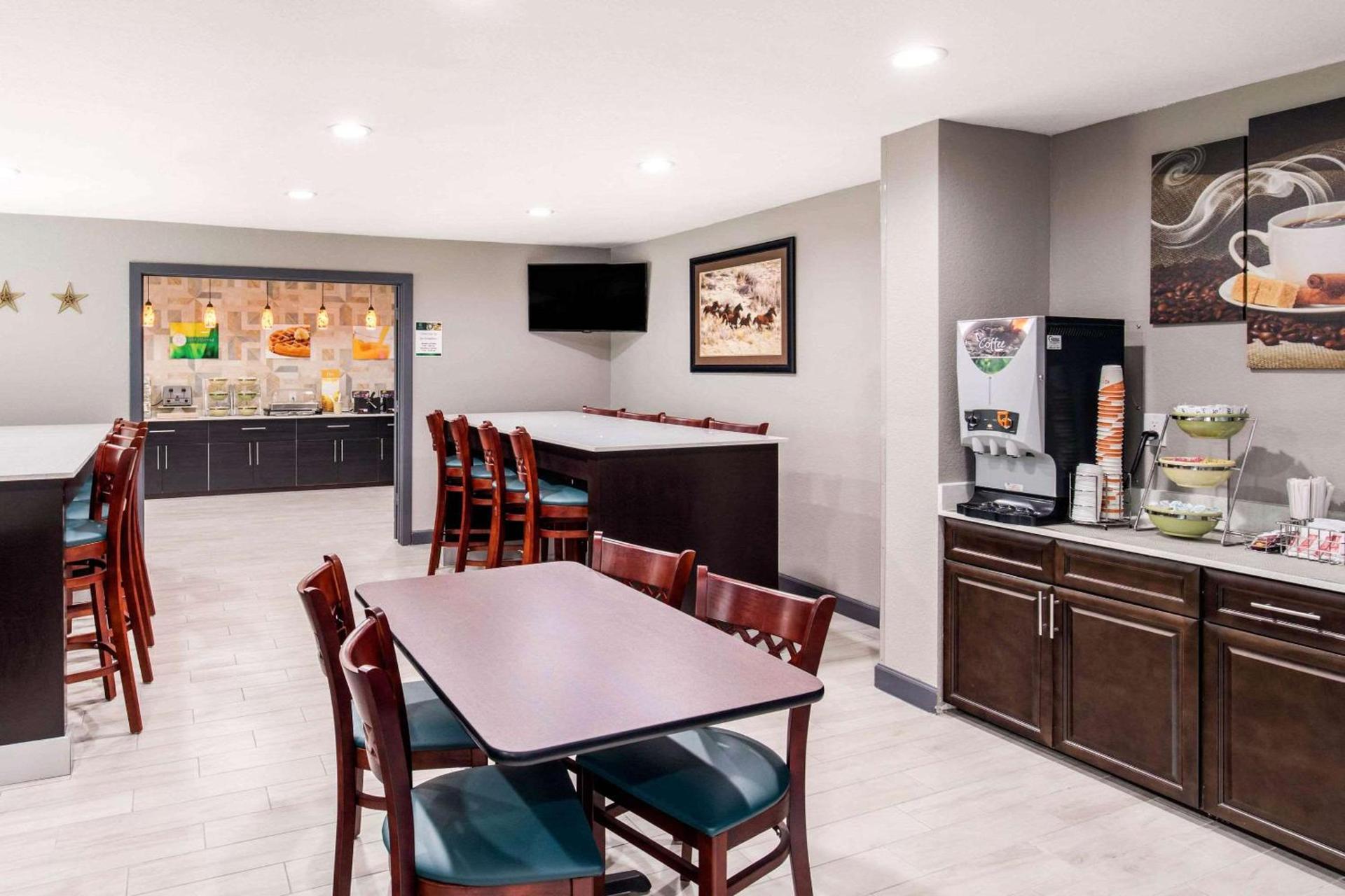Quality Inn & Suites Plano East - Richardson photo 44