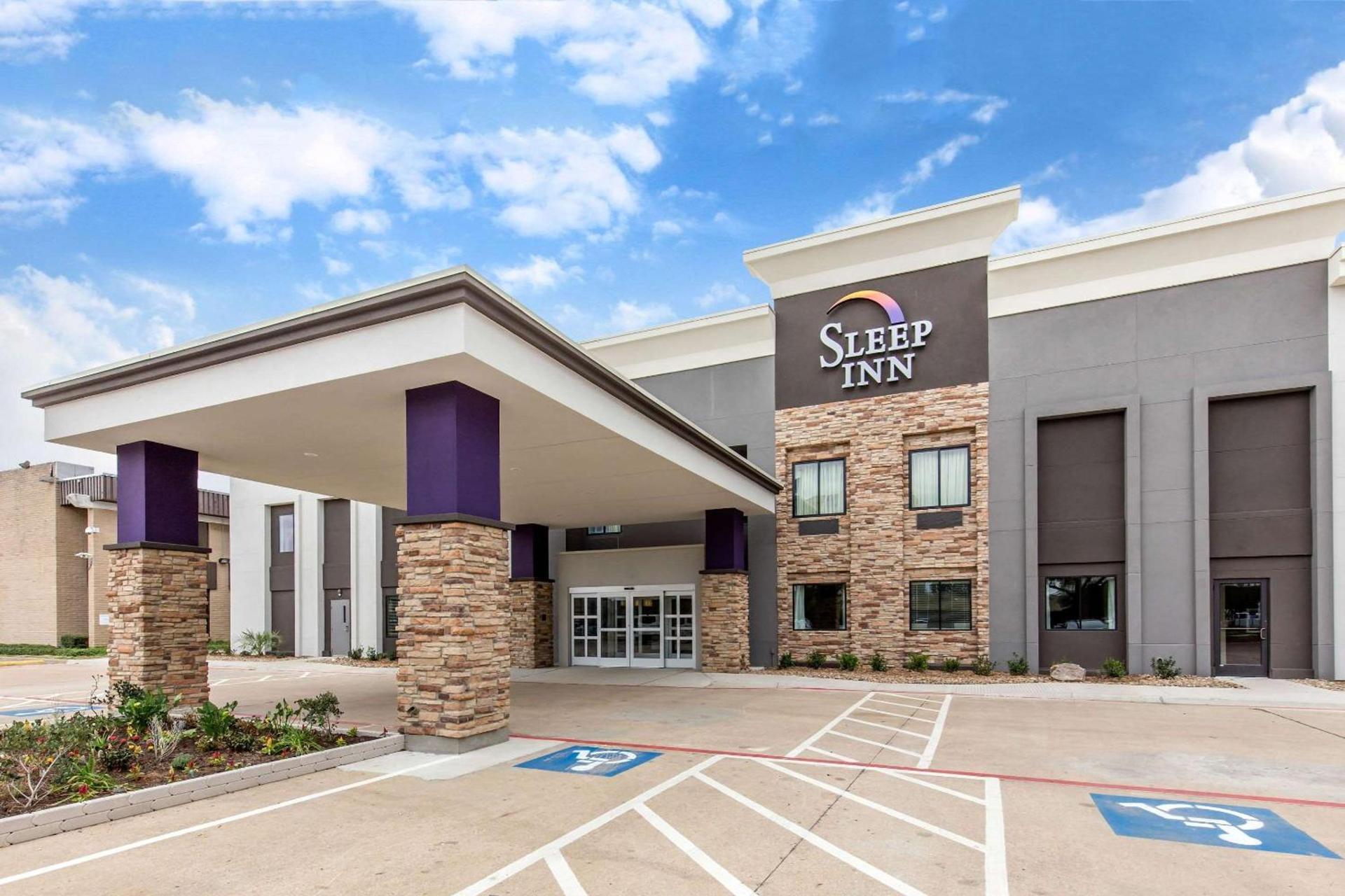Sleep Inn Dallas Love Field-Medical District photo 1
