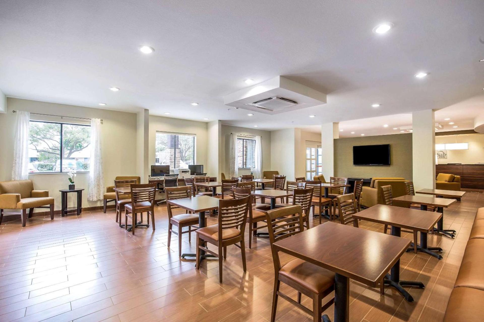 Sleep Inn Dallas Love Field-Medical District photo 21
