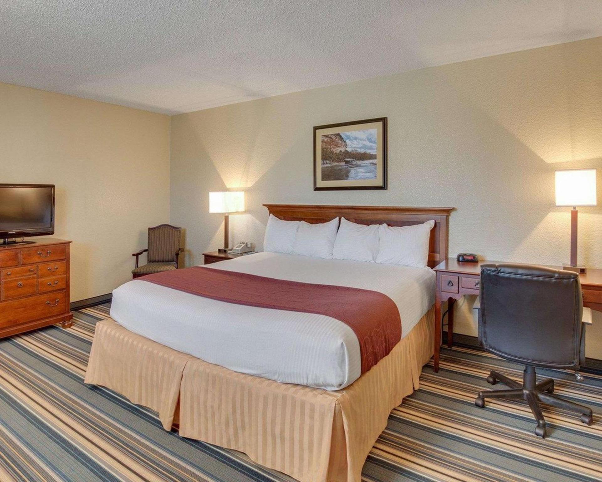Days Inn by Wyndham Gatesville photo 9