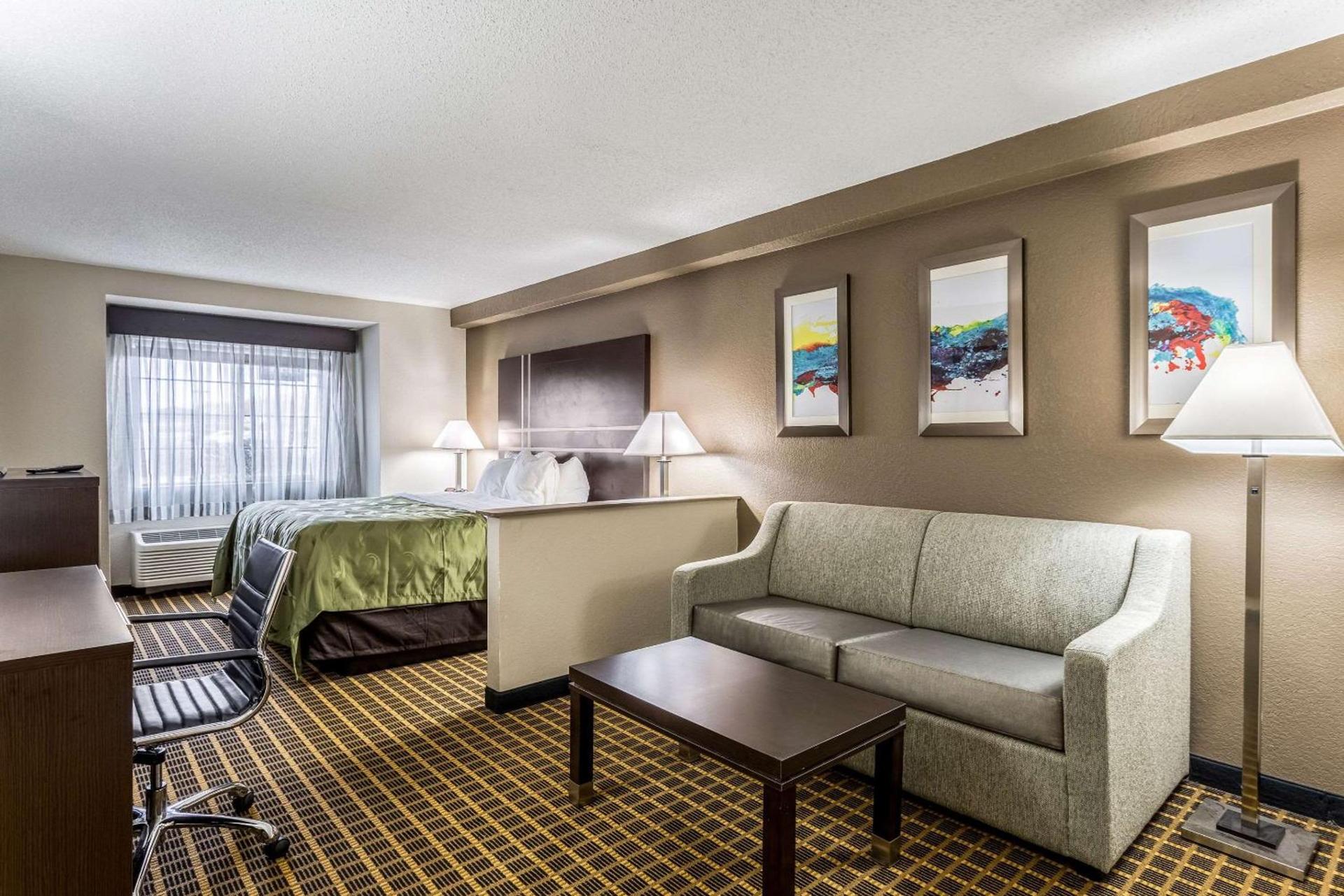 Quality Inn & Suites West El Paso I-10 photo 25