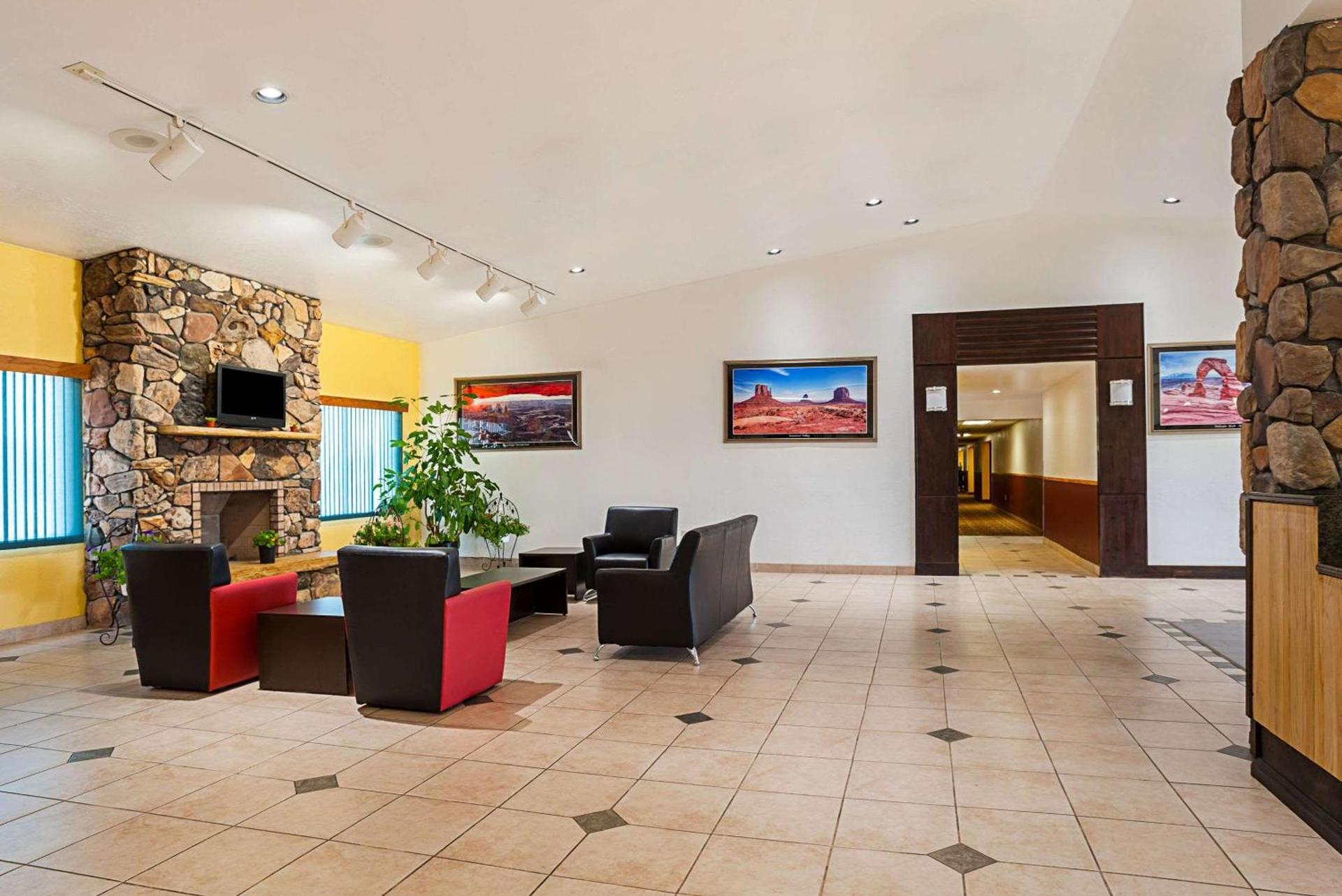Rodeway Inn & Suites Blanding photo 5