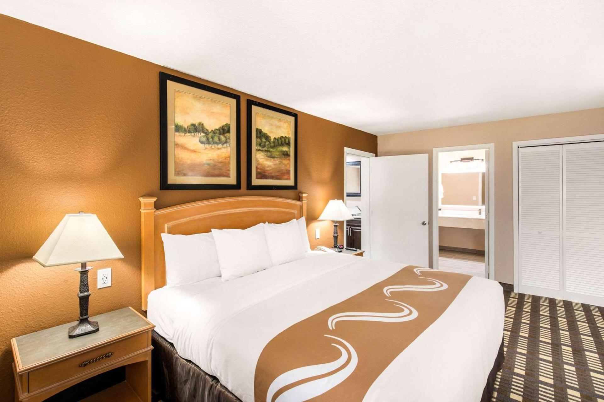 Quality Inn & Suites Plano East - Richardson photo 31