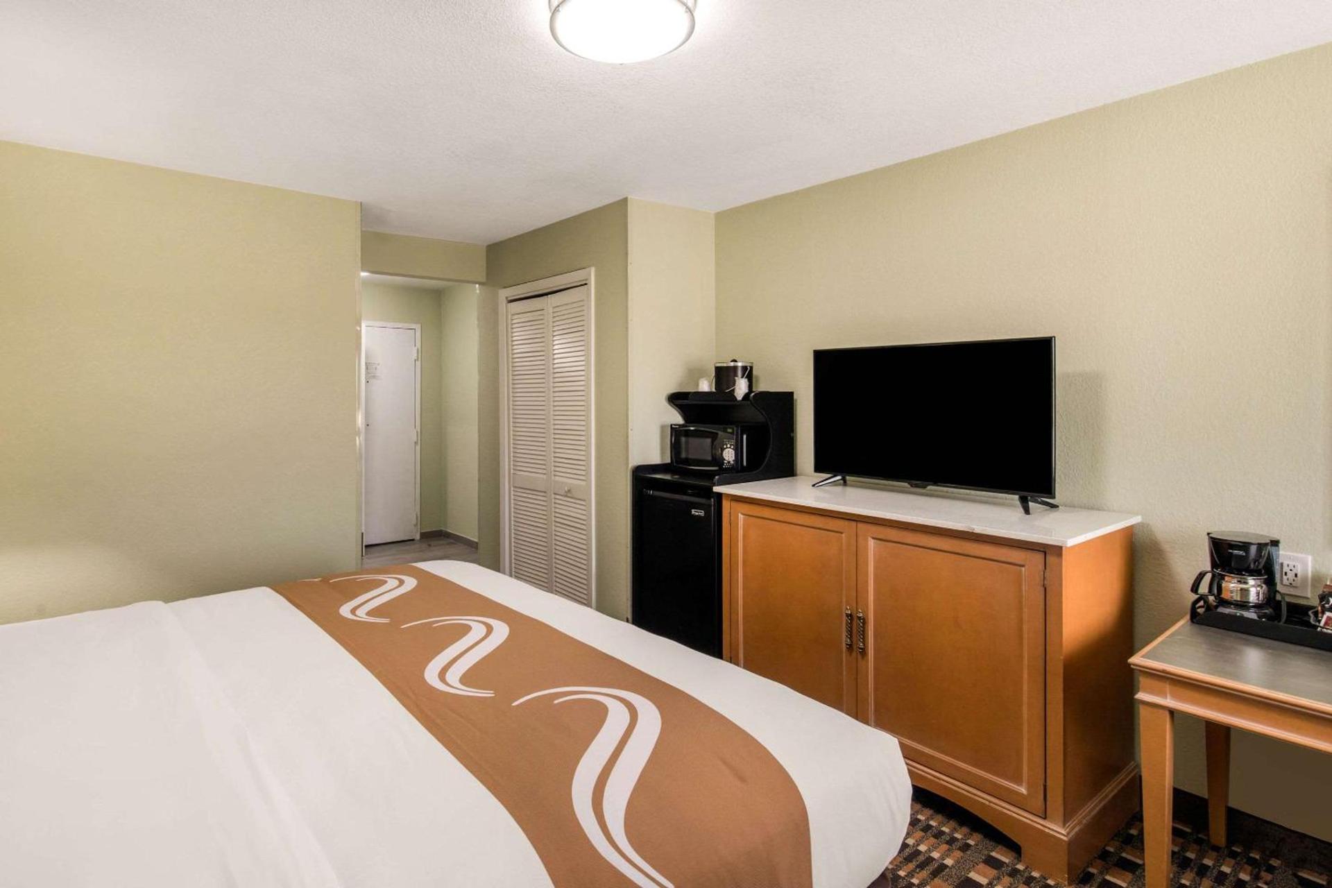 Quality Inn & Suites Plano East - Richardson photo 20