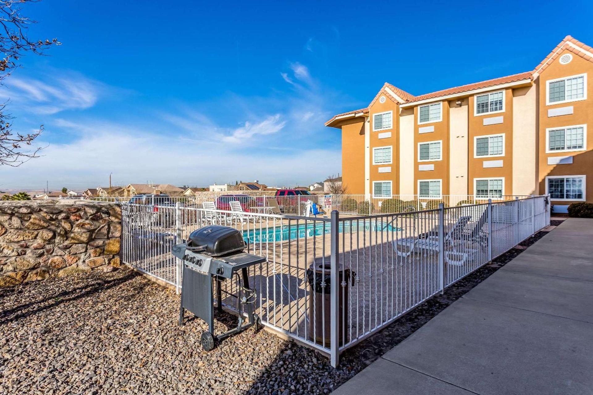 Quality Inn & Suites West El Paso I-10 photo 31