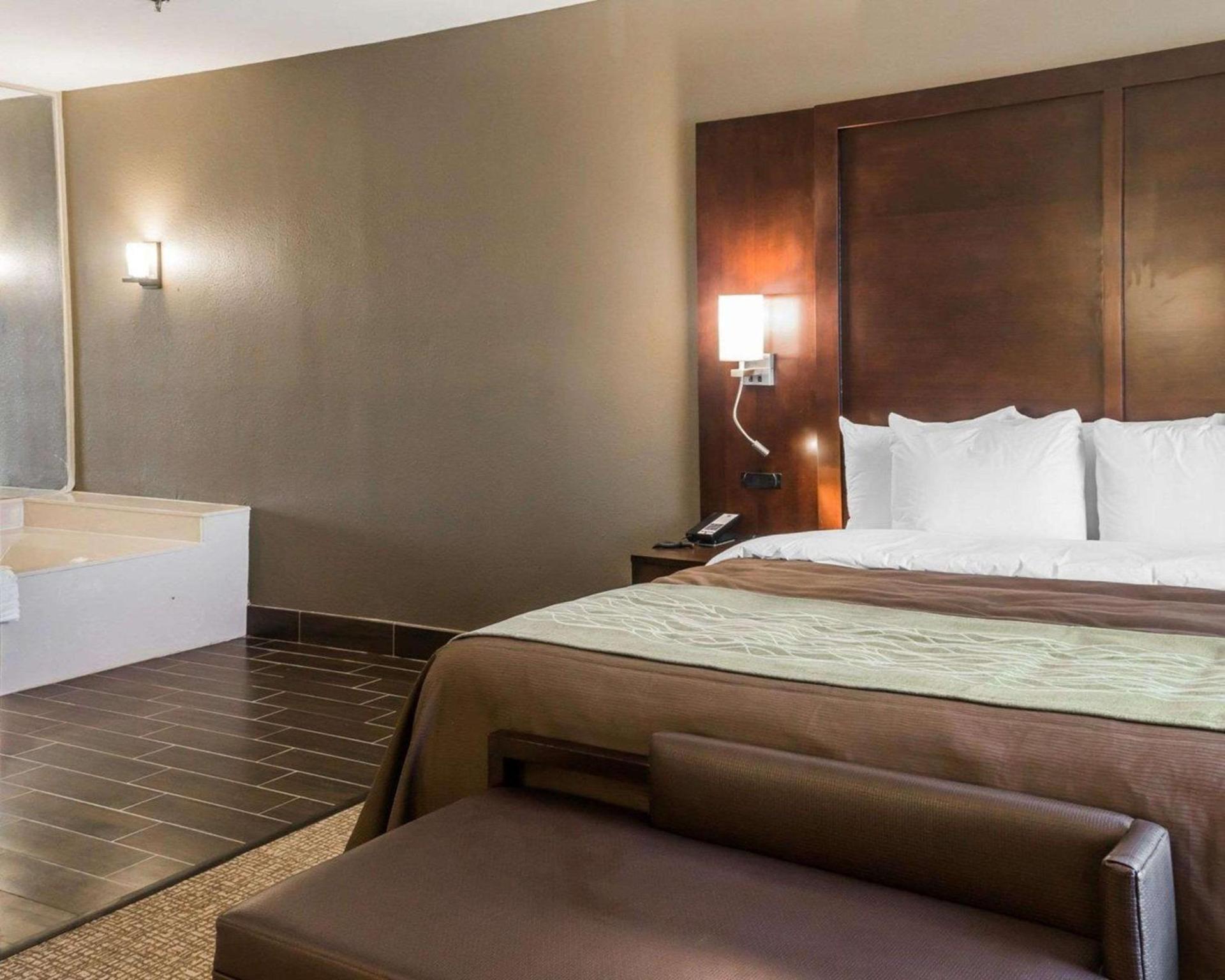 Comfort Inn & Suites Pharr - McAllen photo 30
