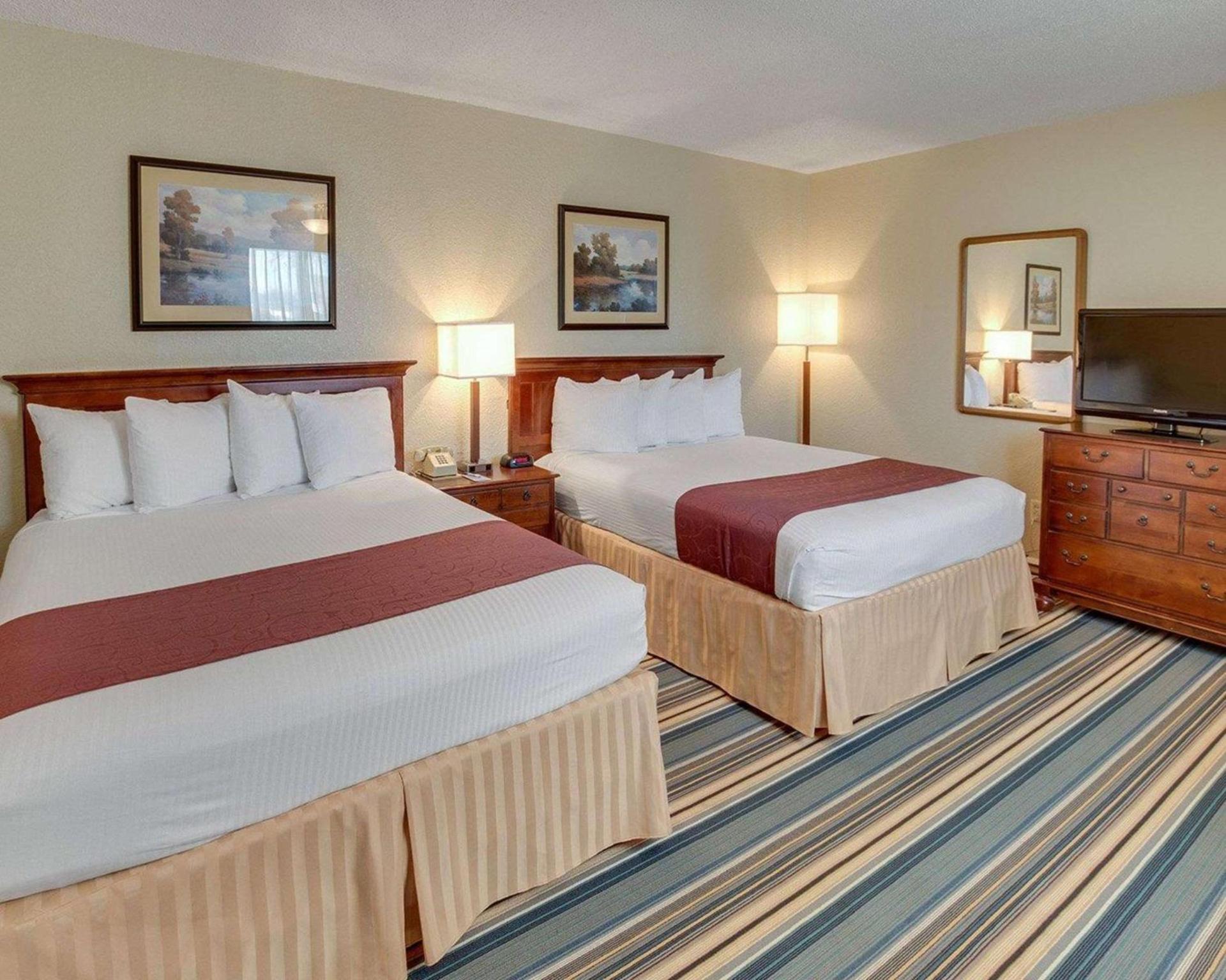 Days Inn by Wyndham Gatesville photo 18