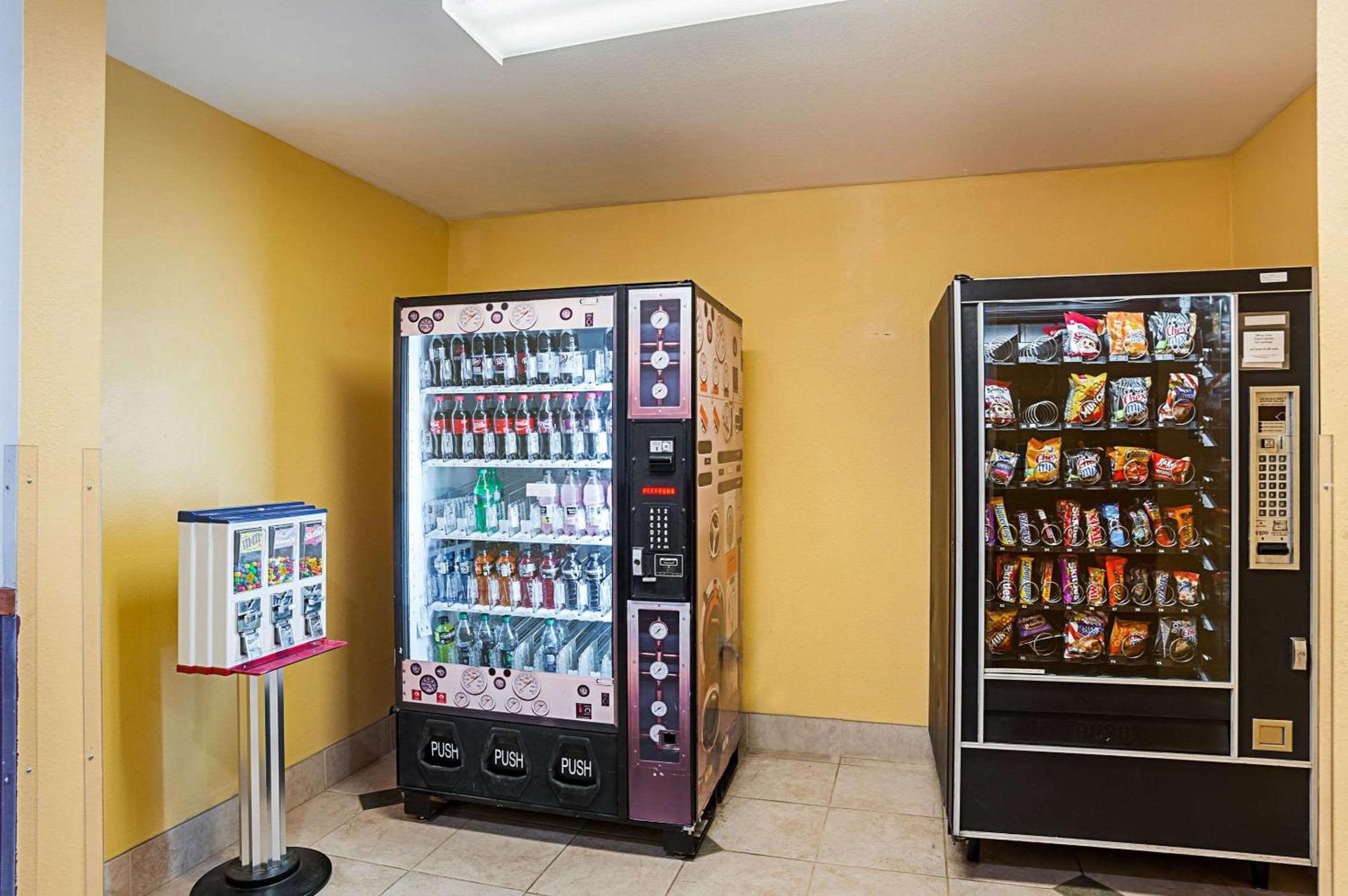 Rodeway Inn & Suites Blanding photo 18