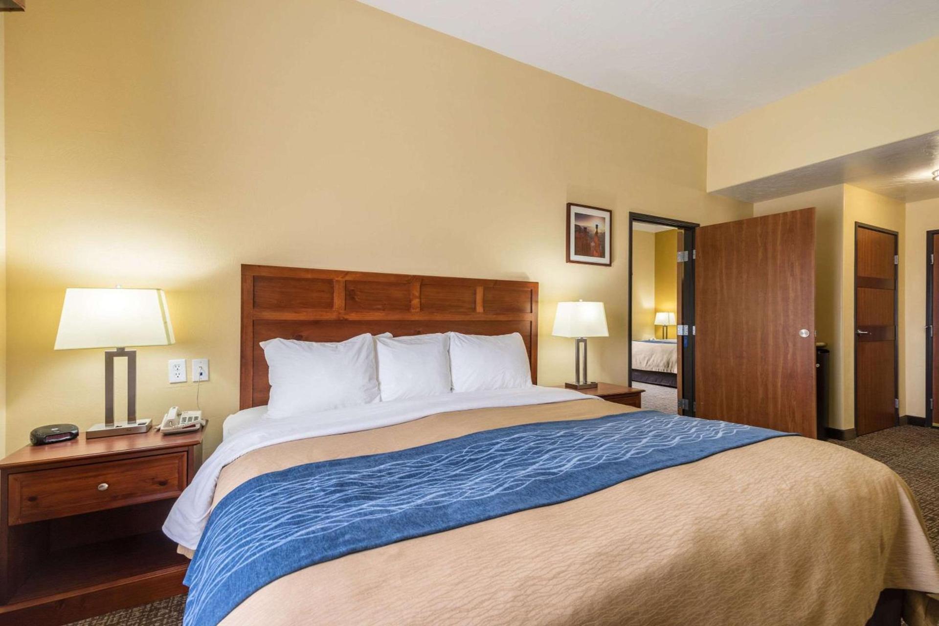 Comfort Inn & Suites Cedar City South photo 36