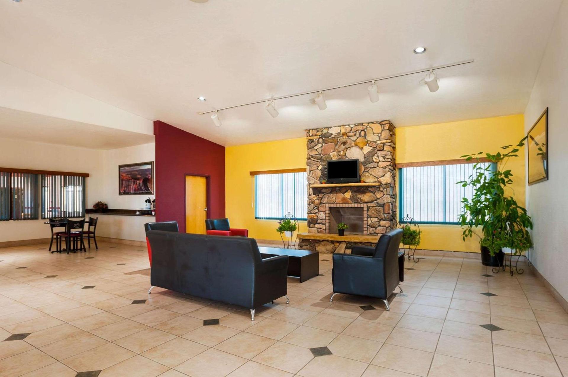 Rodeway Inn & Suites Blanding photo 6