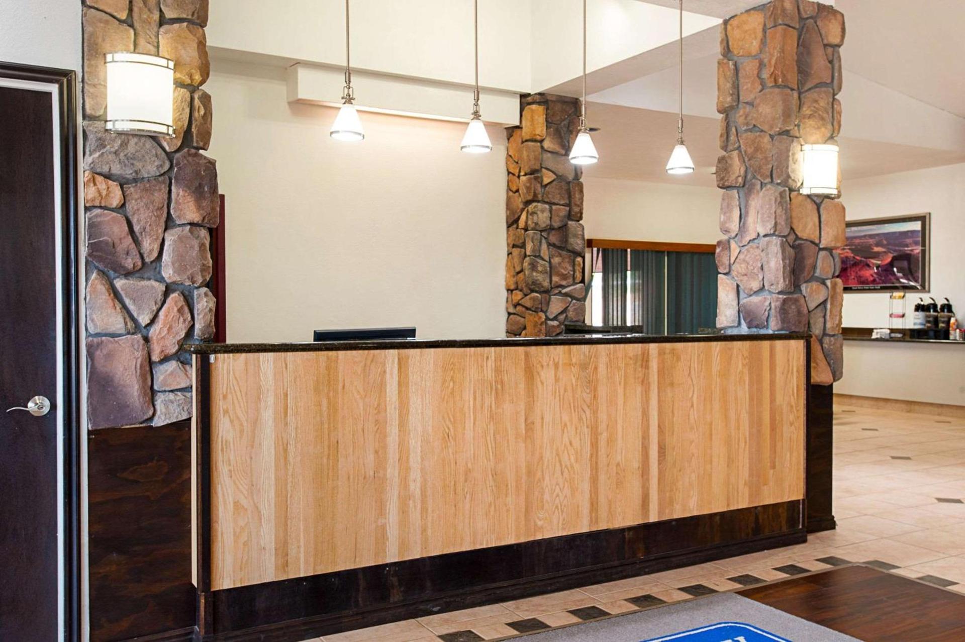 Rodeway Inn & Suites Blanding photo 8
