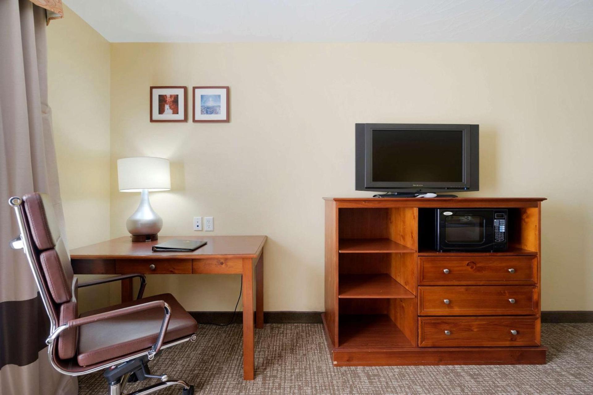 Comfort Inn & Suites Cedar City South photo 26