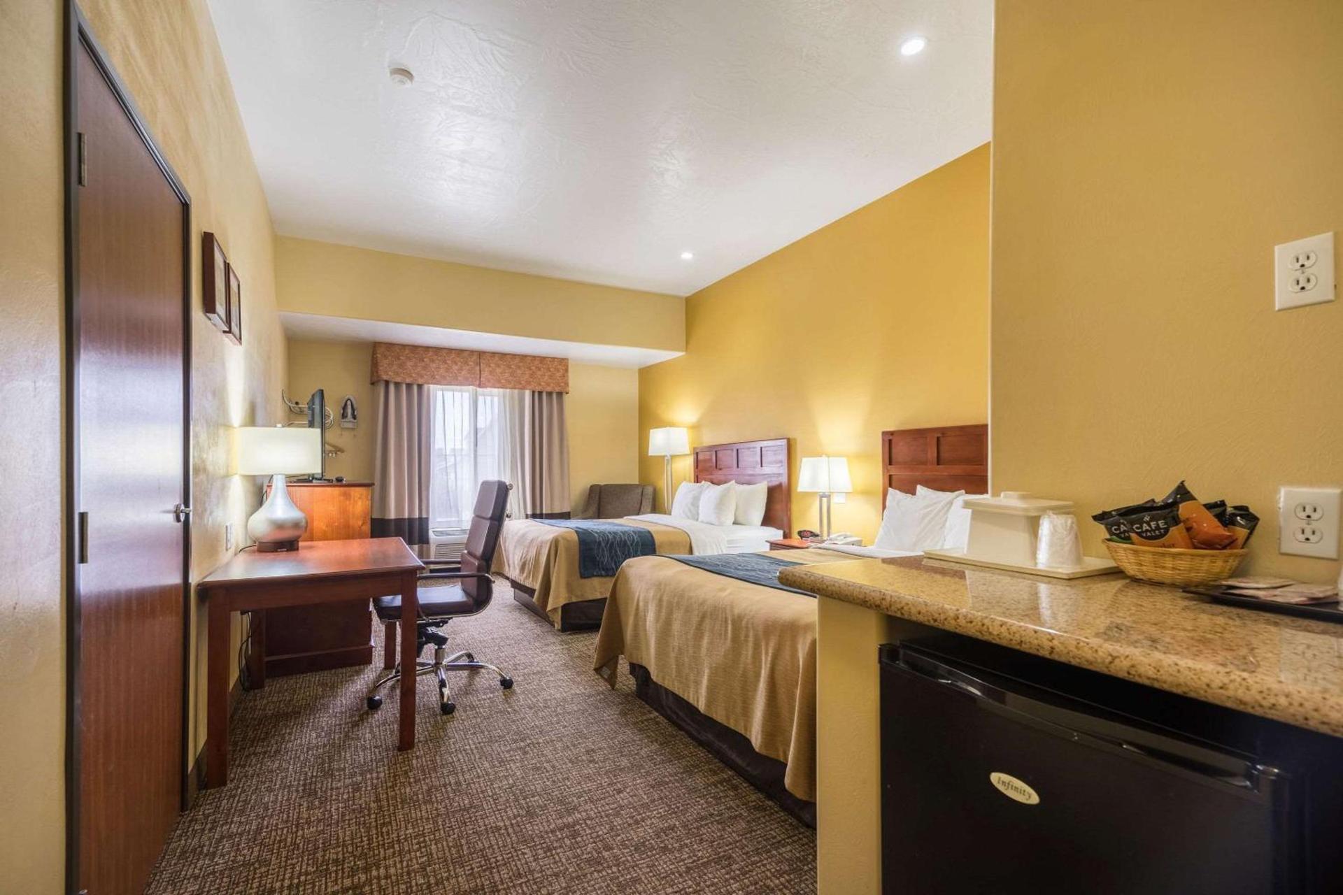 Comfort Inn & Suites Cedar City South photo 22