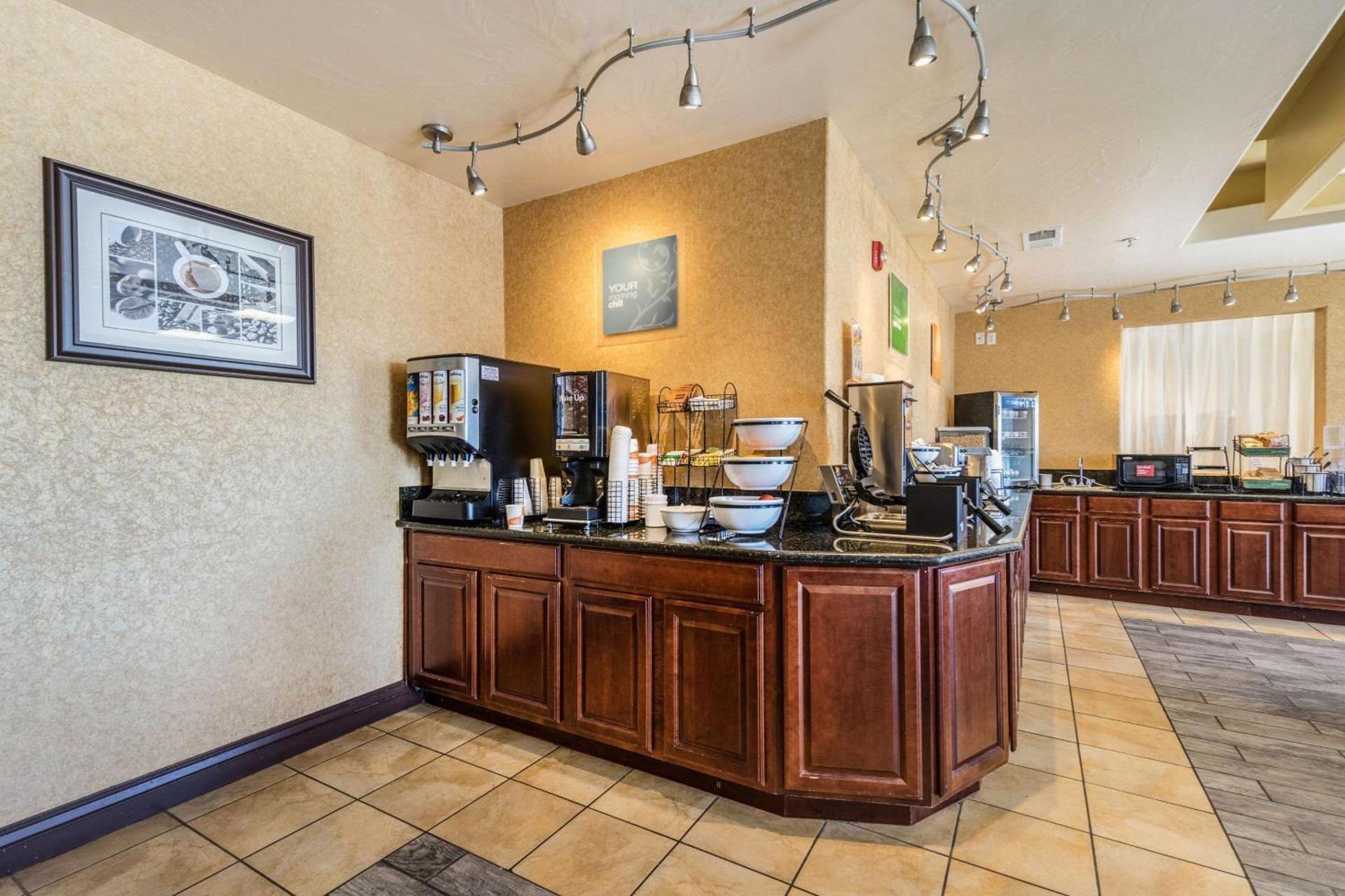 Comfort Inn & Suites Cedar City South photo 10