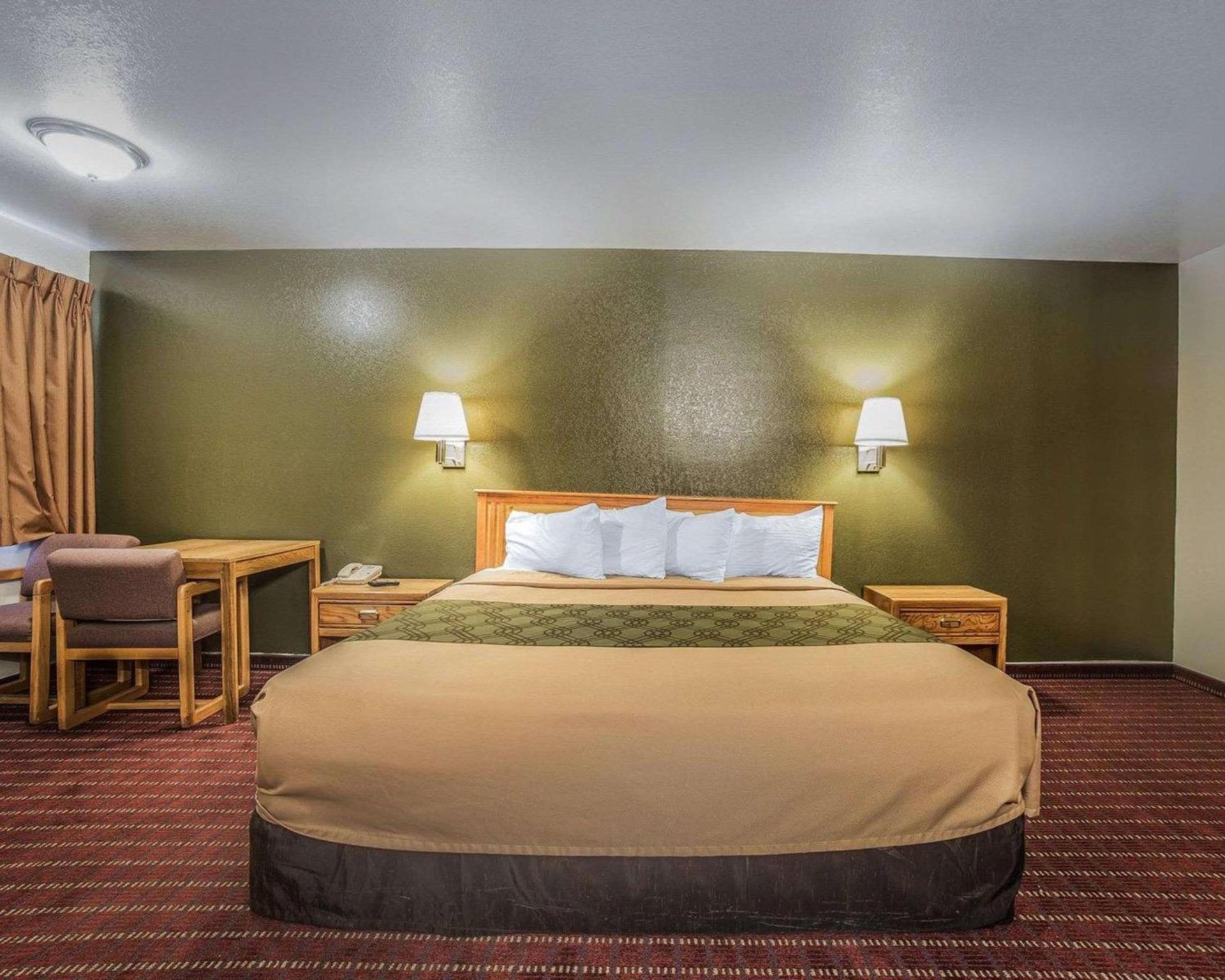 Rodeway Inn Hurricane - Zion National Park Area photo 6