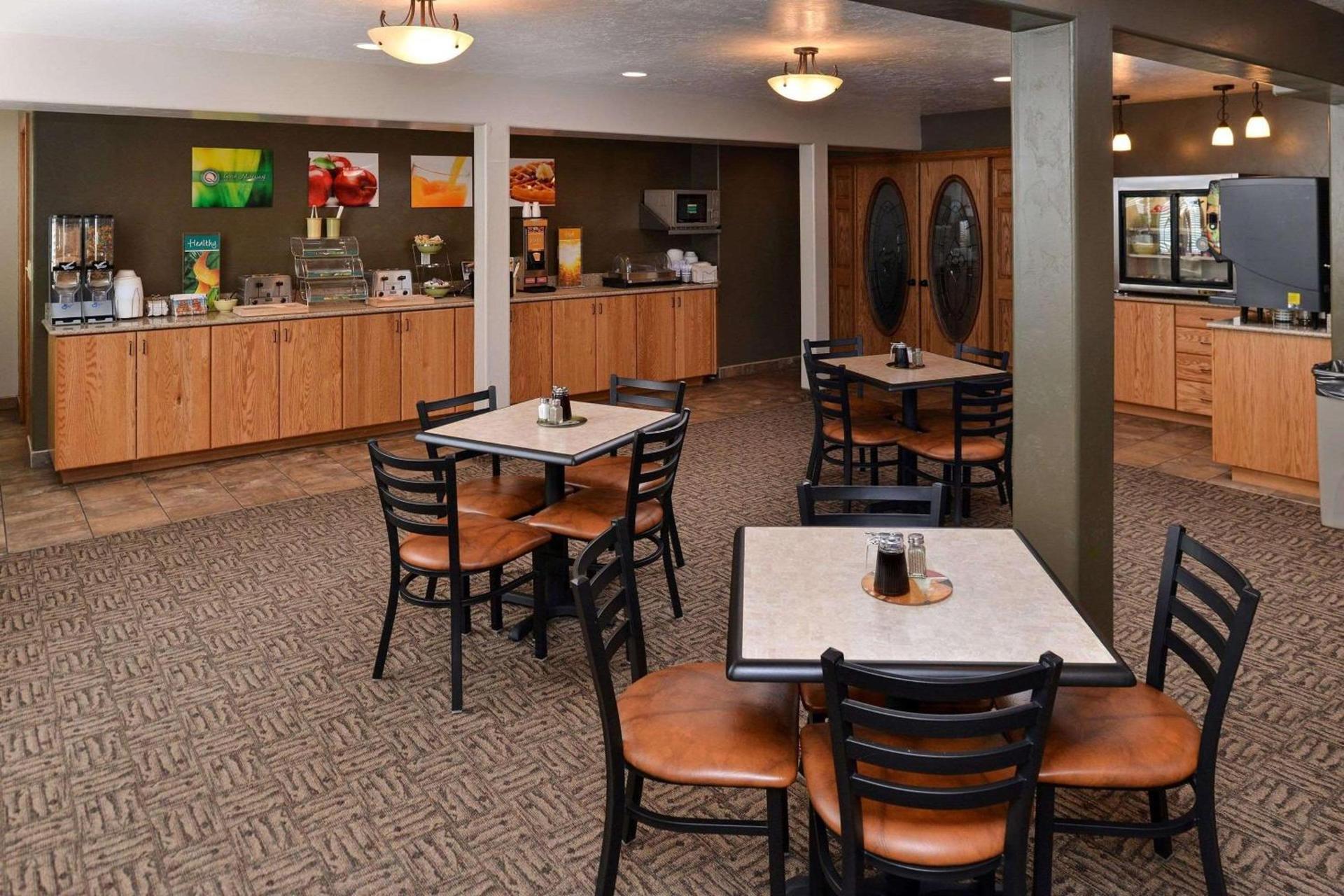 Quality Inn Vernal near Dinosaur National Monument photo 25