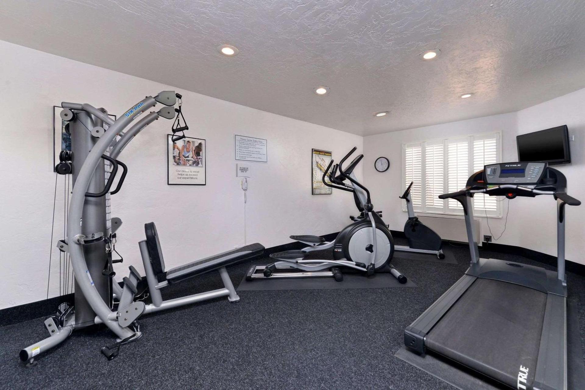 Quality Inn Vernal near Dinosaur National Monument photo 20