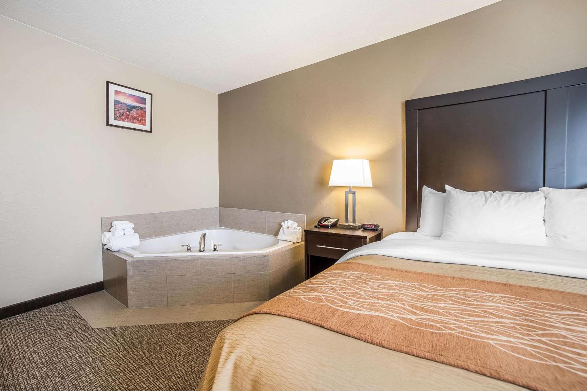 Comfort Inn & Suites Vernal - National Monument Area photo 10