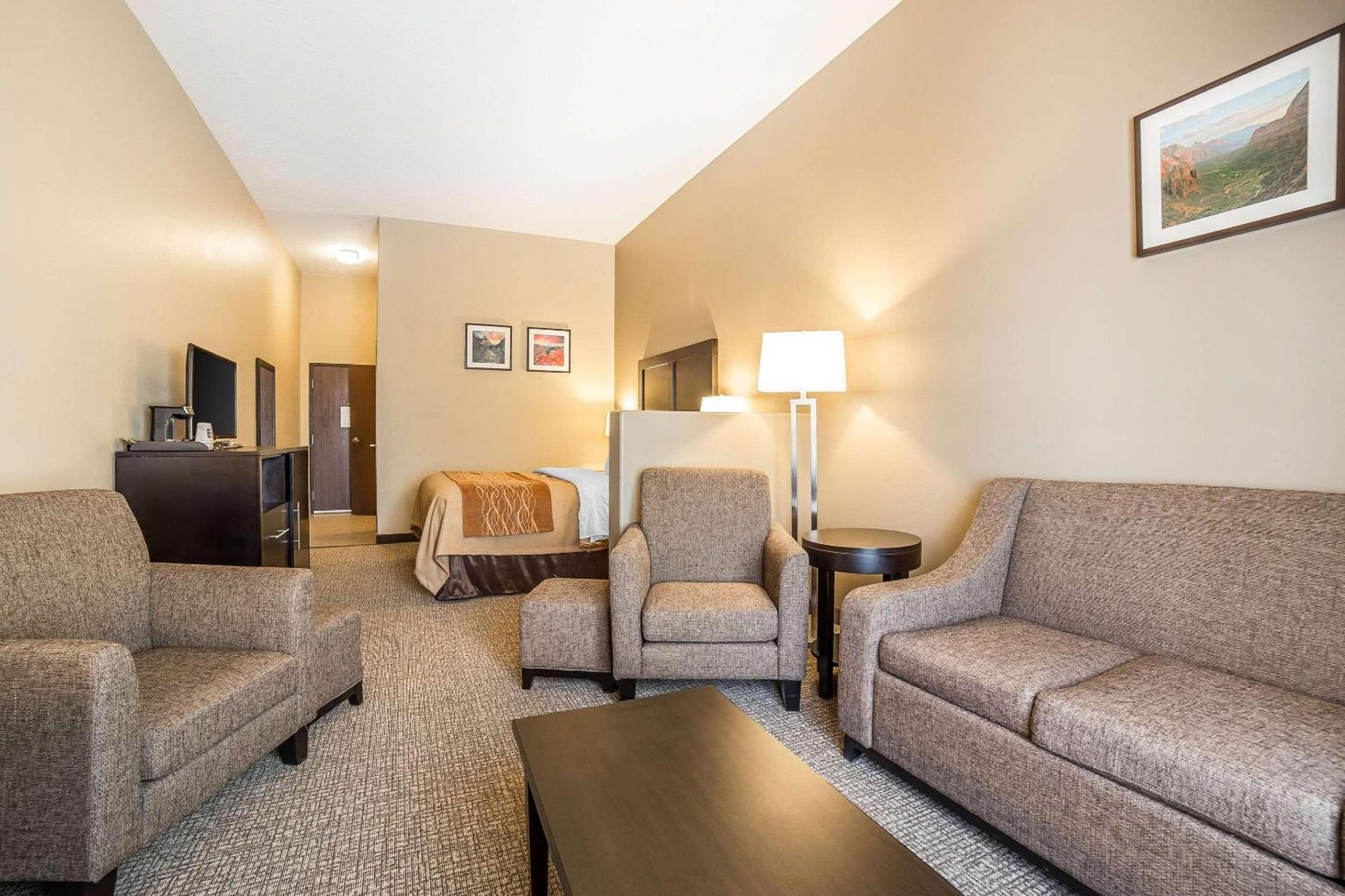 Comfort Inn & Suites Vernal - National Monument Area photo 12