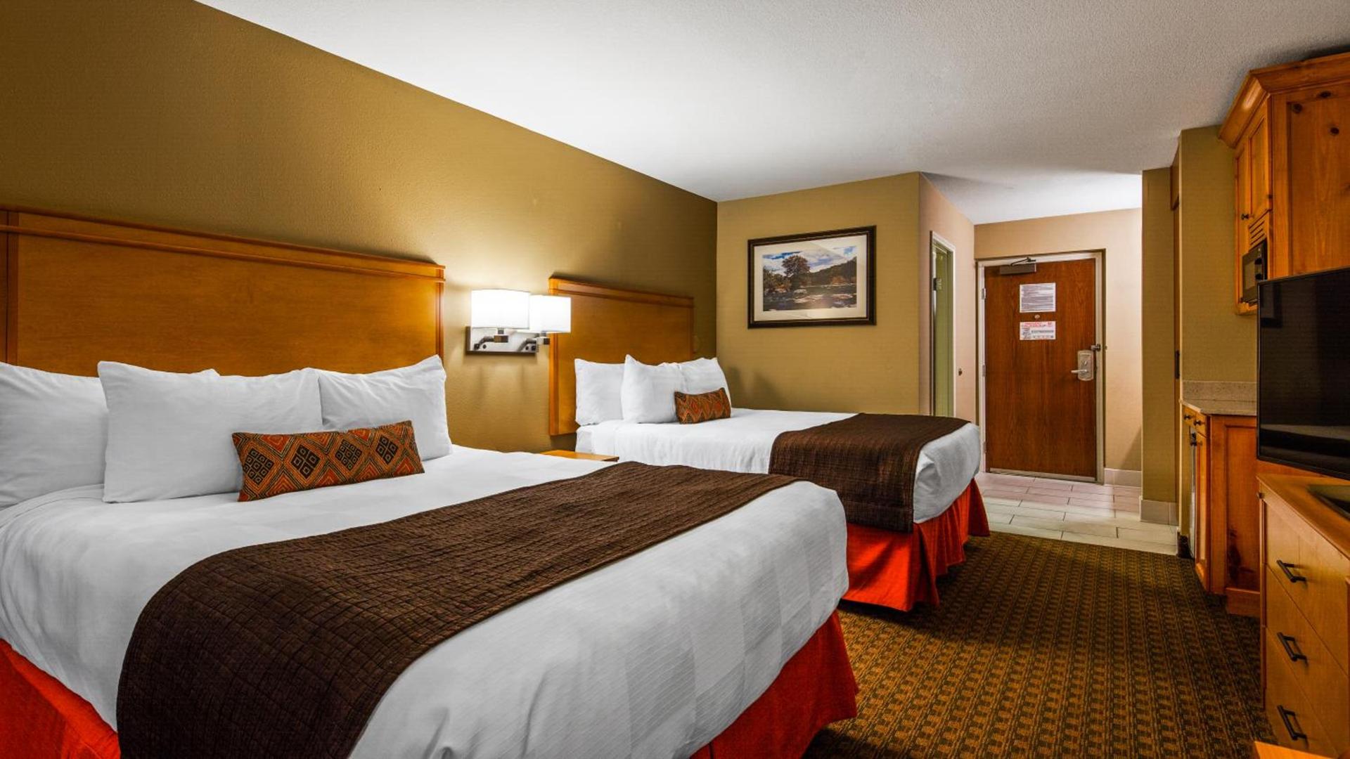 Best Western Plus Olympic Inn photo 47