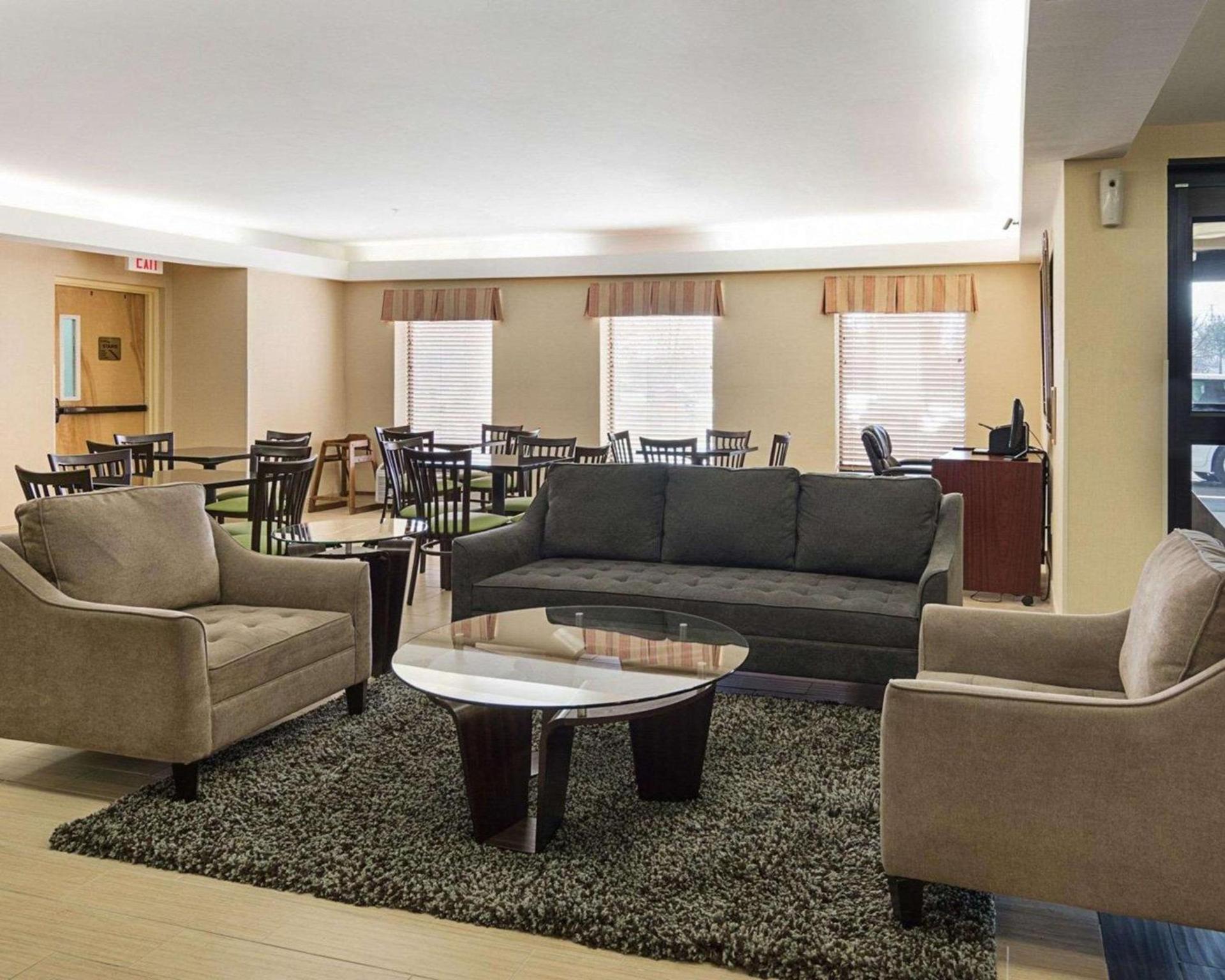 Quality Inn Richmond Airport photo 18