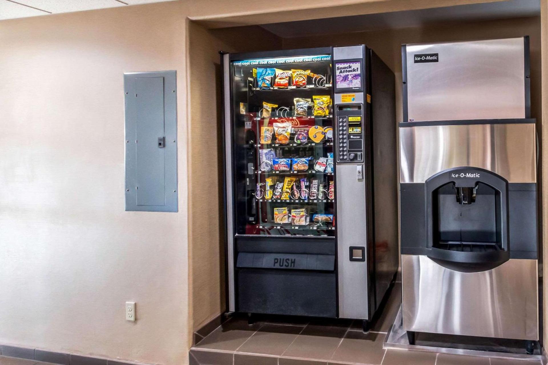 Comfort Inn Green River National Park Area photo 40