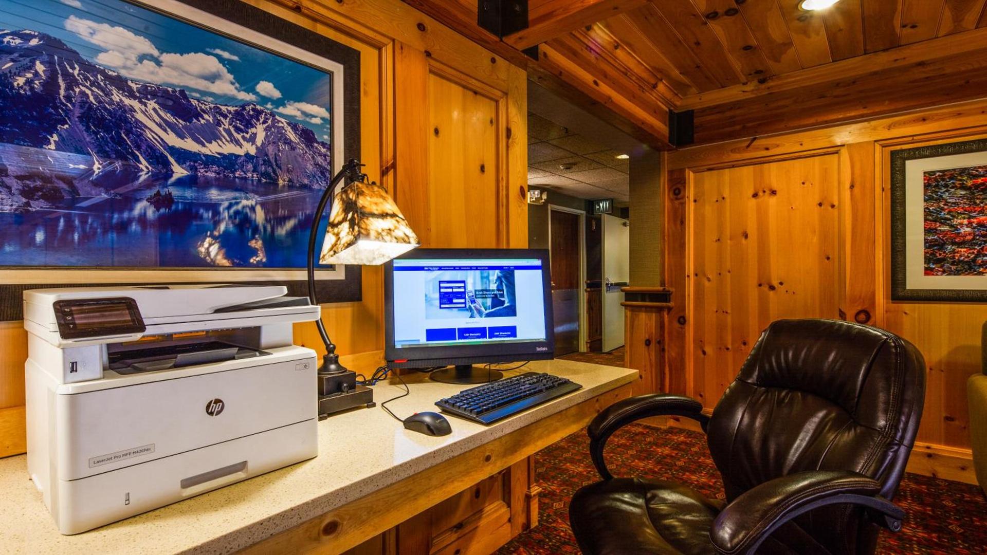 Best Western Plus Olympic Inn photo 48