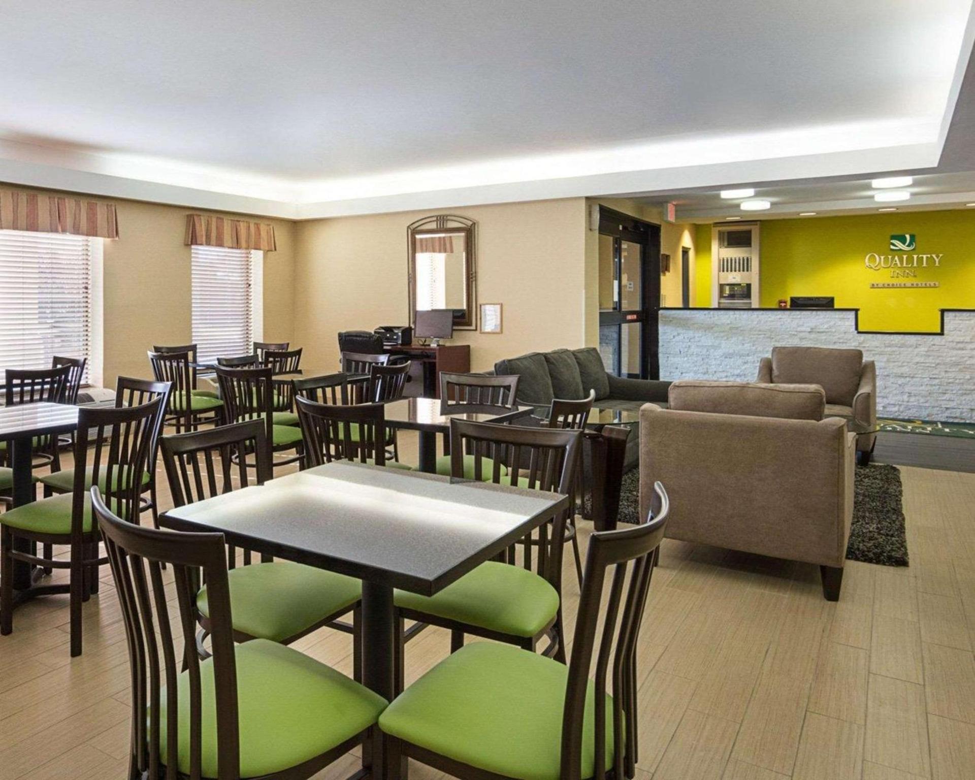 Quality Inn Richmond Airport photo 10