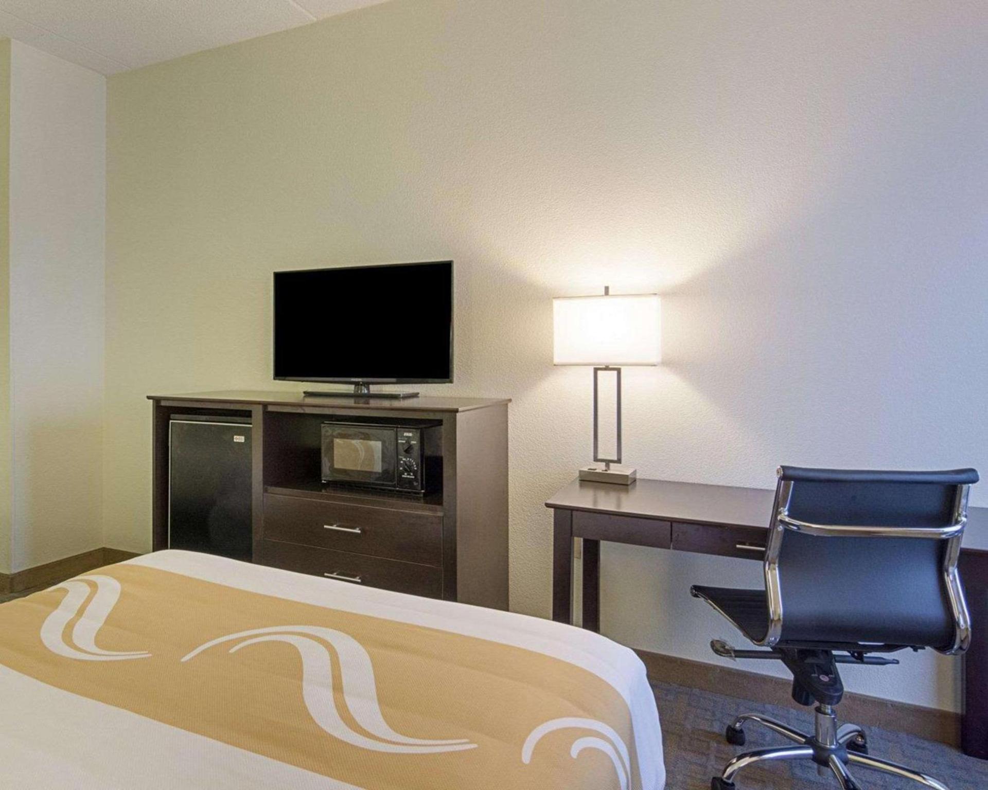 Quality Inn Richmond Airport photo 9