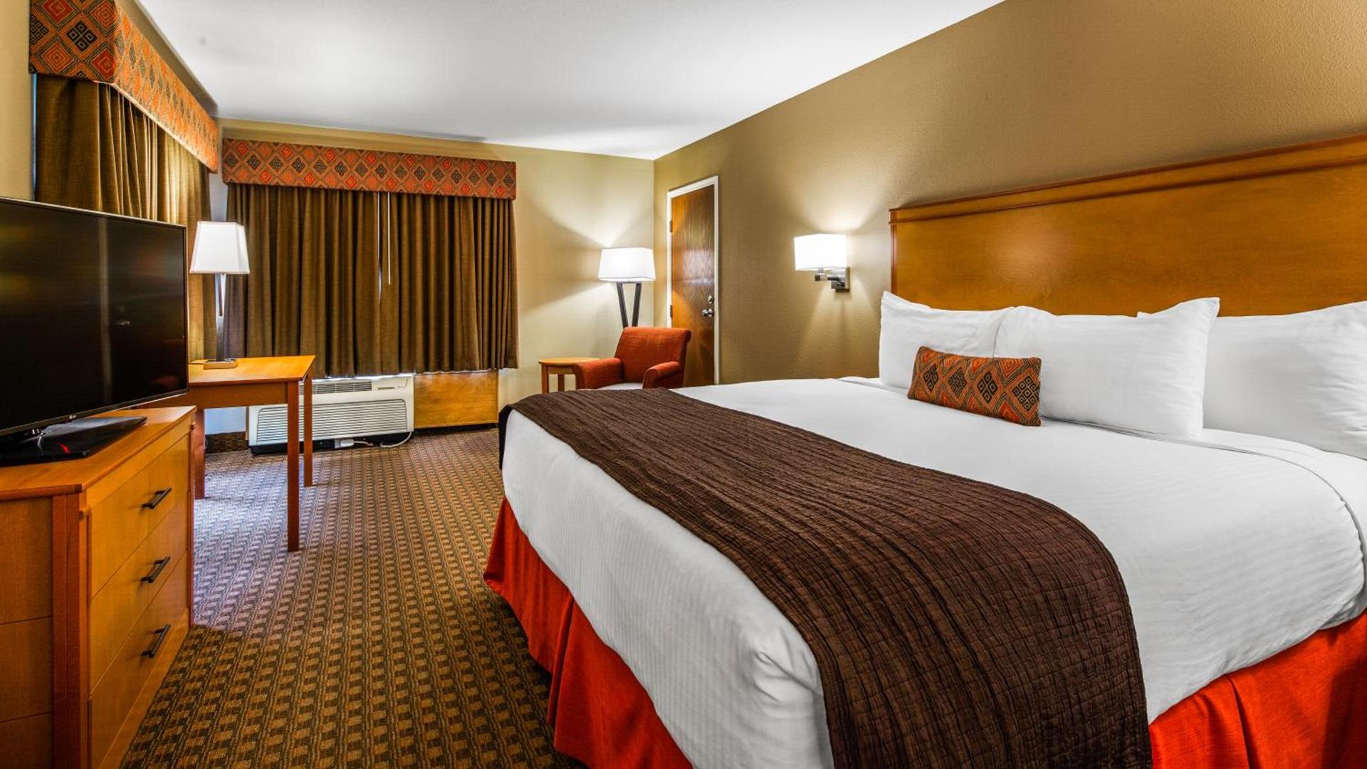 Best Western Plus Olympic Inn photo 50