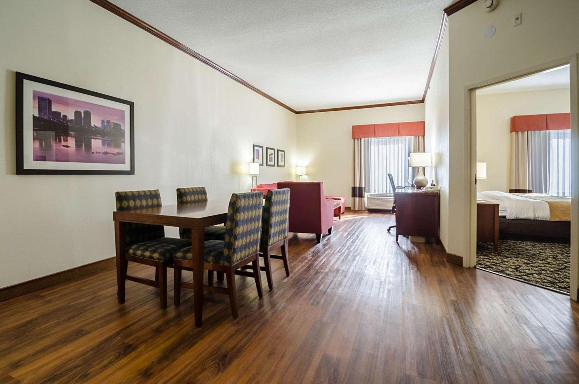 Comfort Suites Innsbrook - Short Pump photo 12