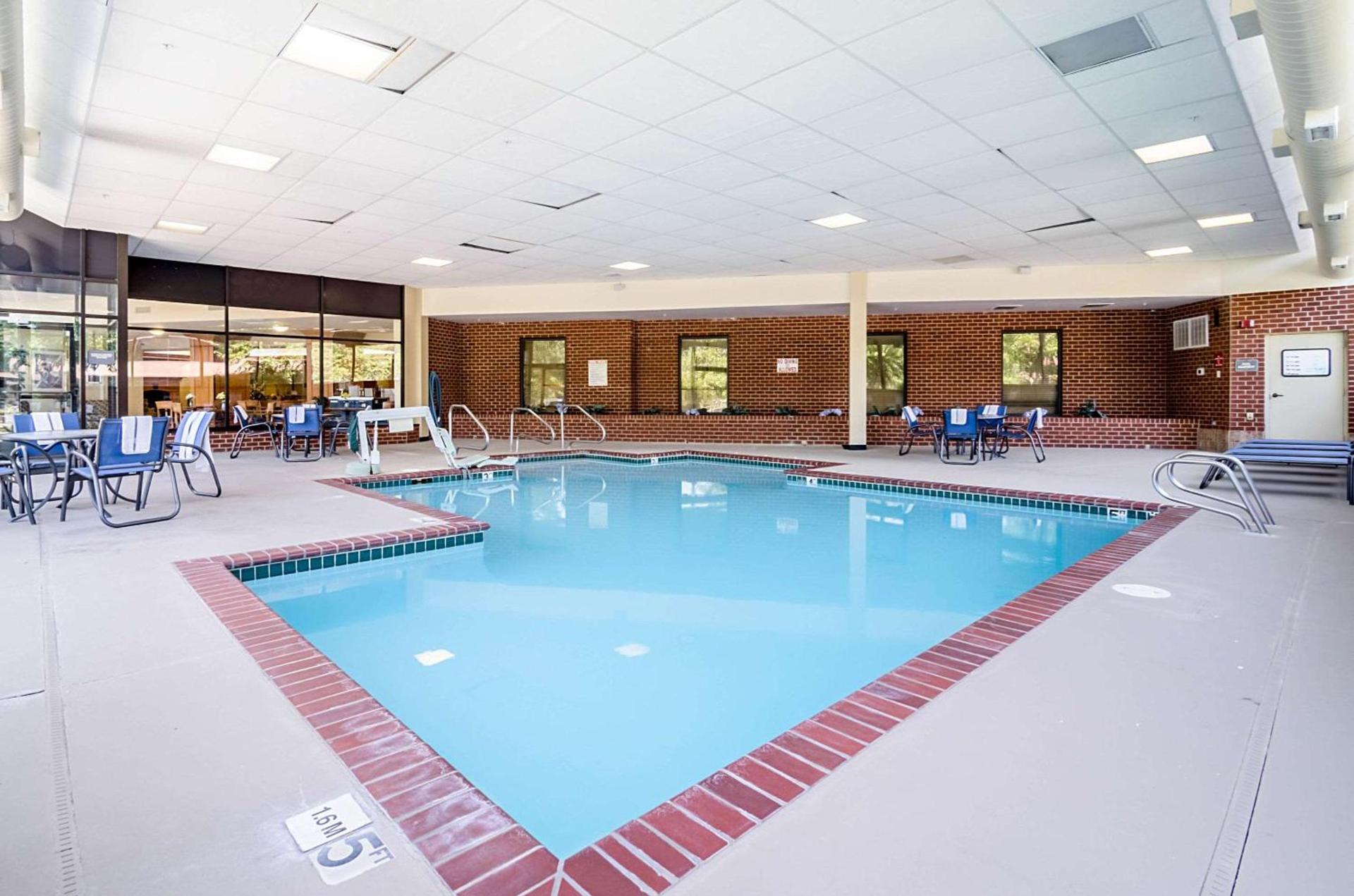 Comfort Suites Innsbrook - Short Pump photo 21