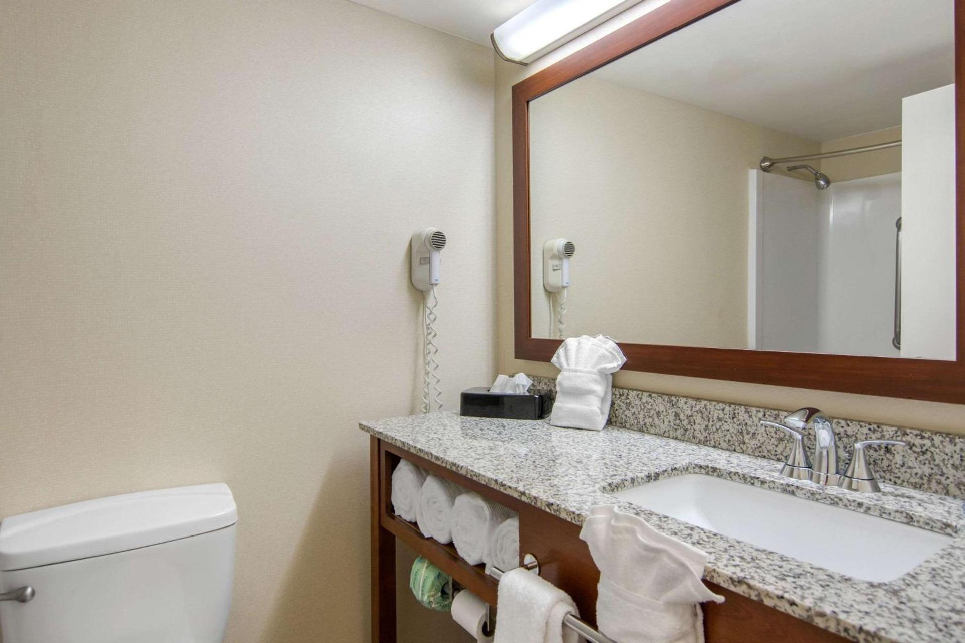 Comfort Inn Chester - Richmond South photo 3