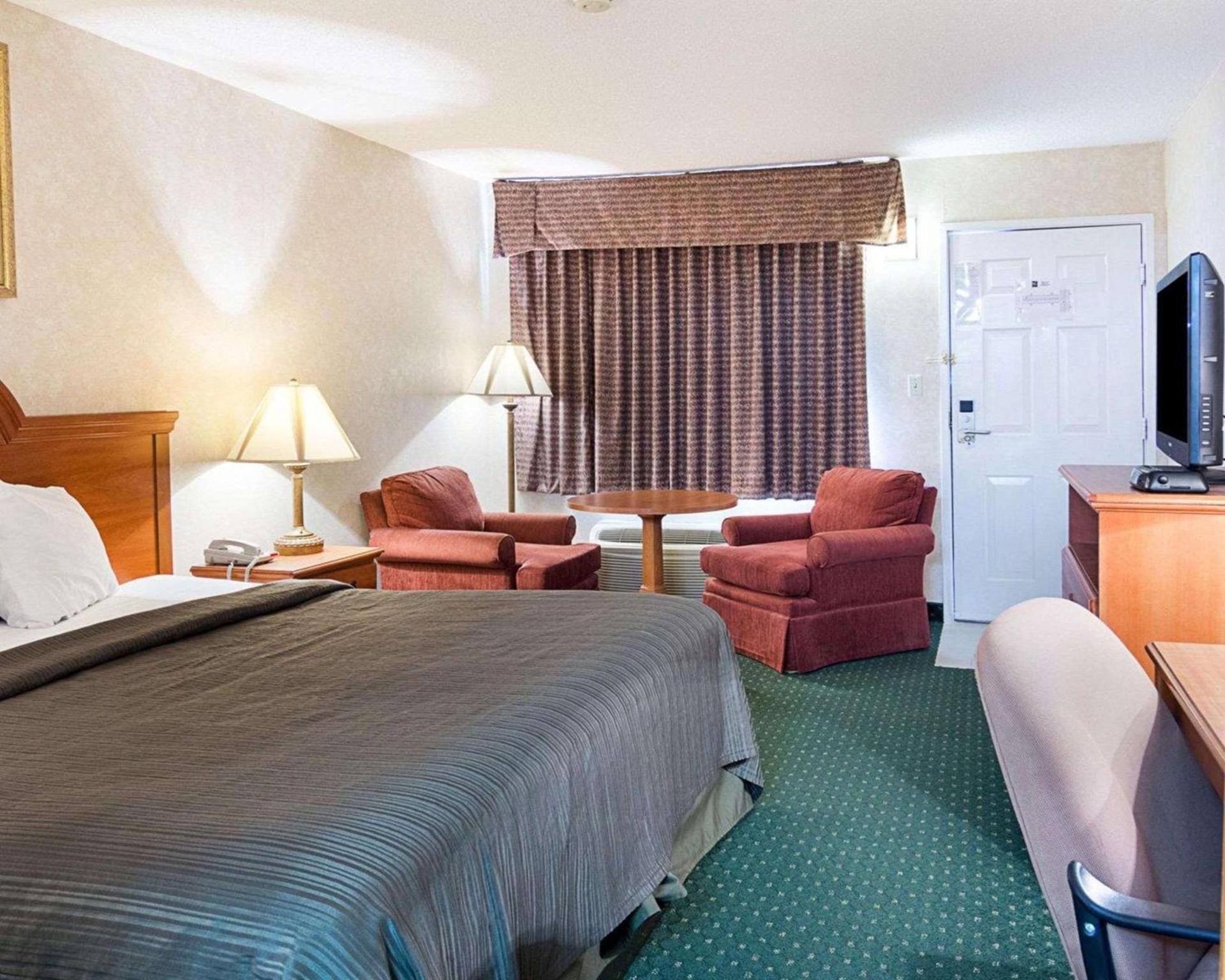 Quality Inn Petersburg Fort Lee Area photo 14