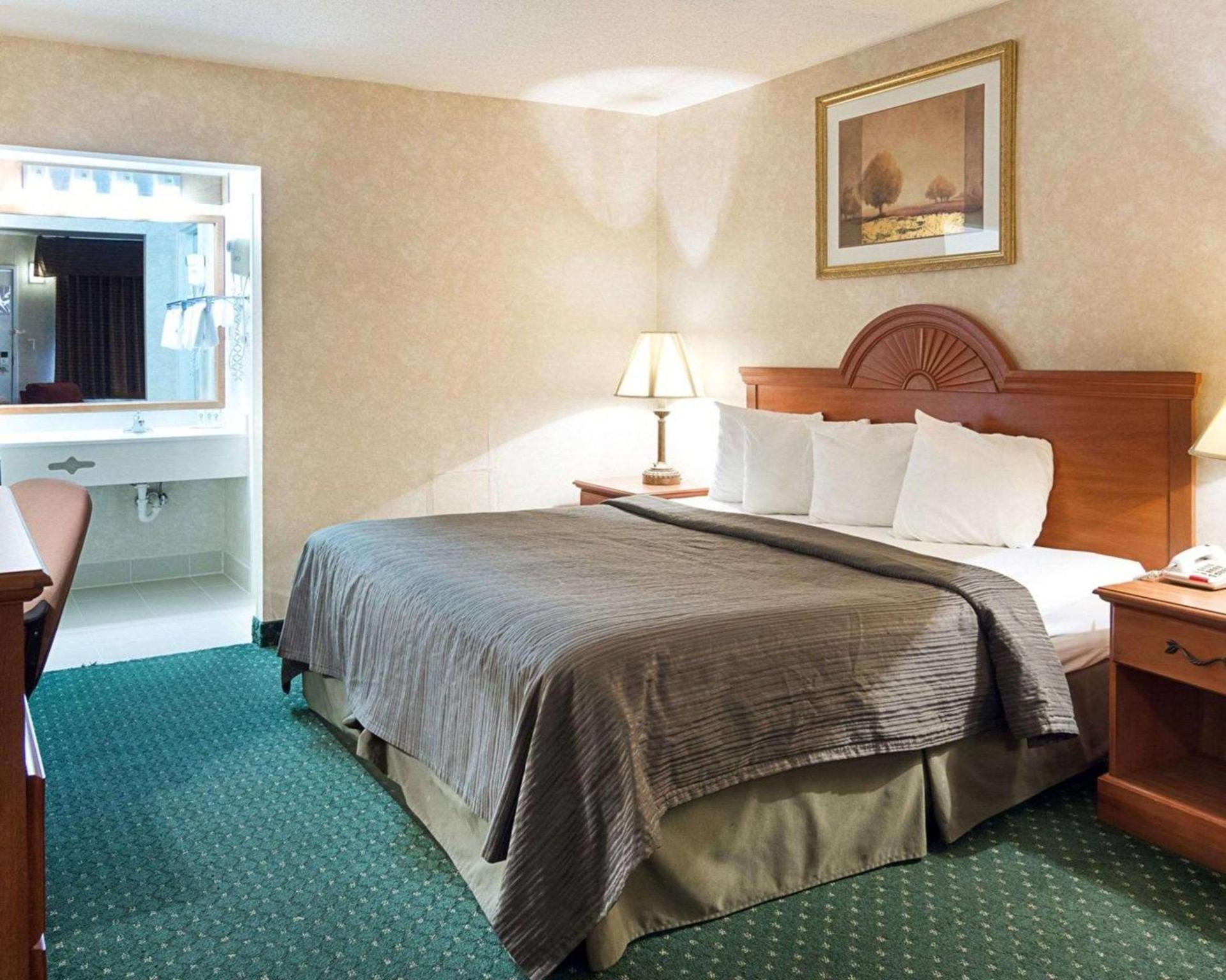 Quality Inn Petersburg Fort Lee Area photo 15