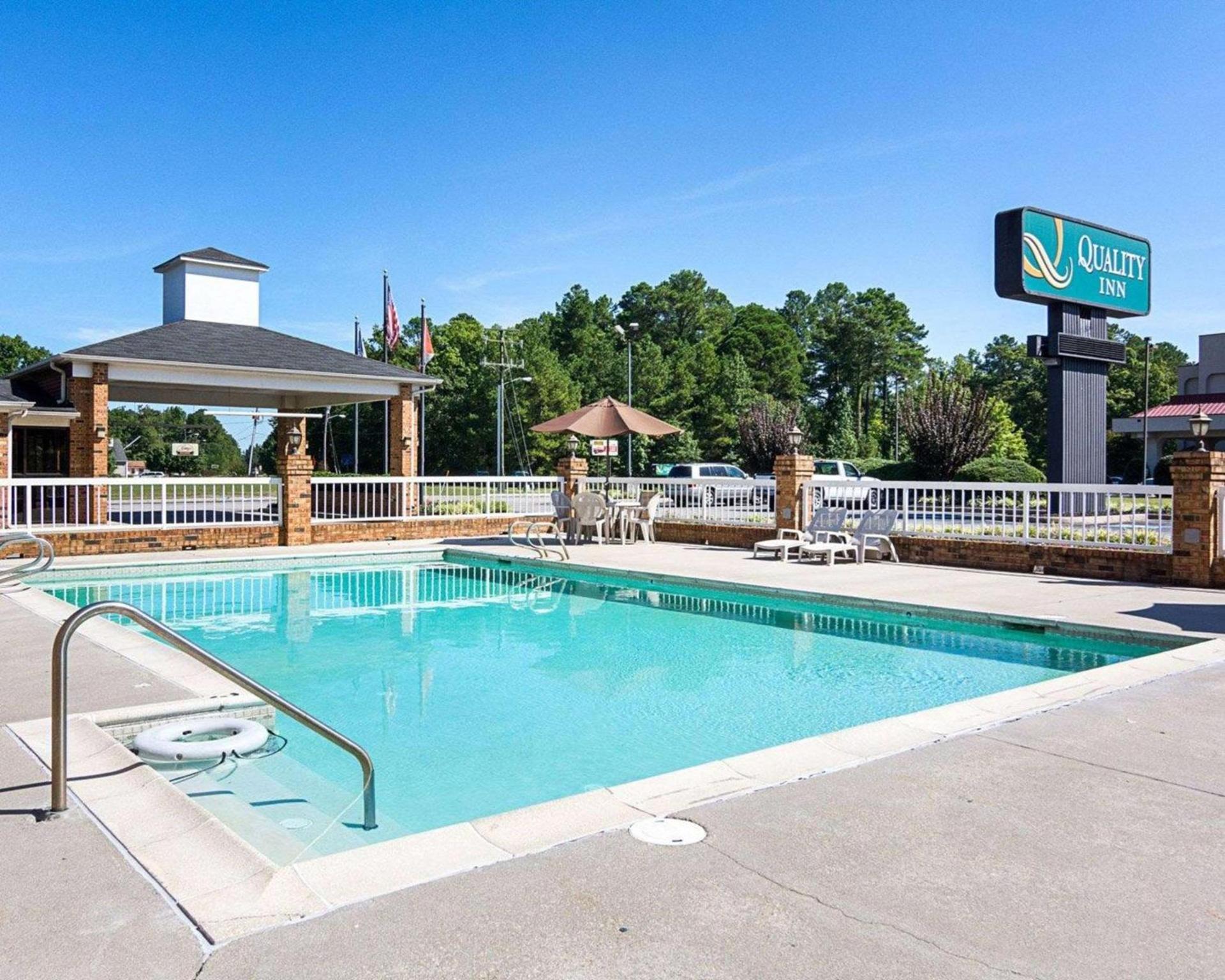 Quality Inn Petersburg Fort Lee Area photo 18