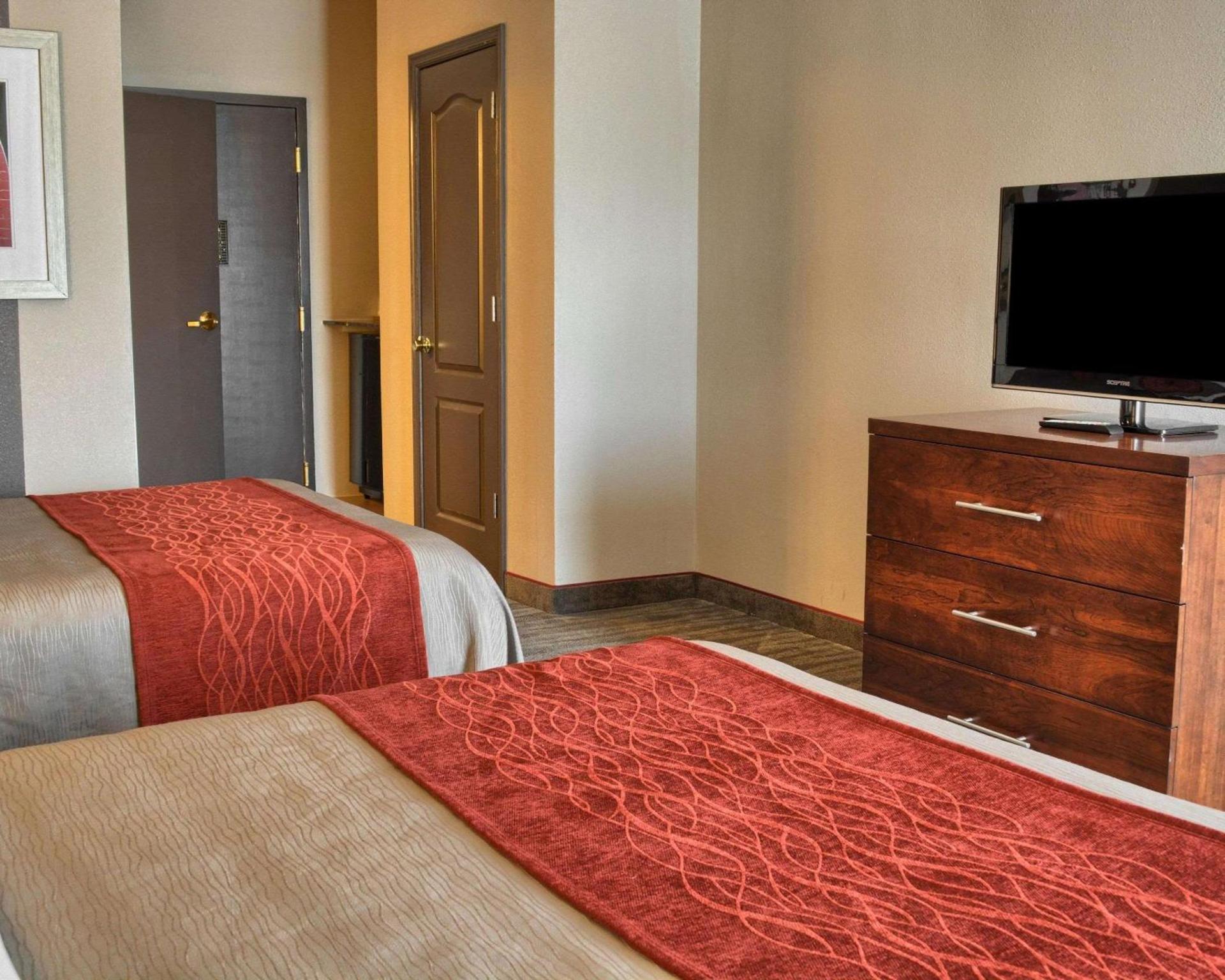 Comfort Inn Ruther Glen near Kings Dominion photo 31