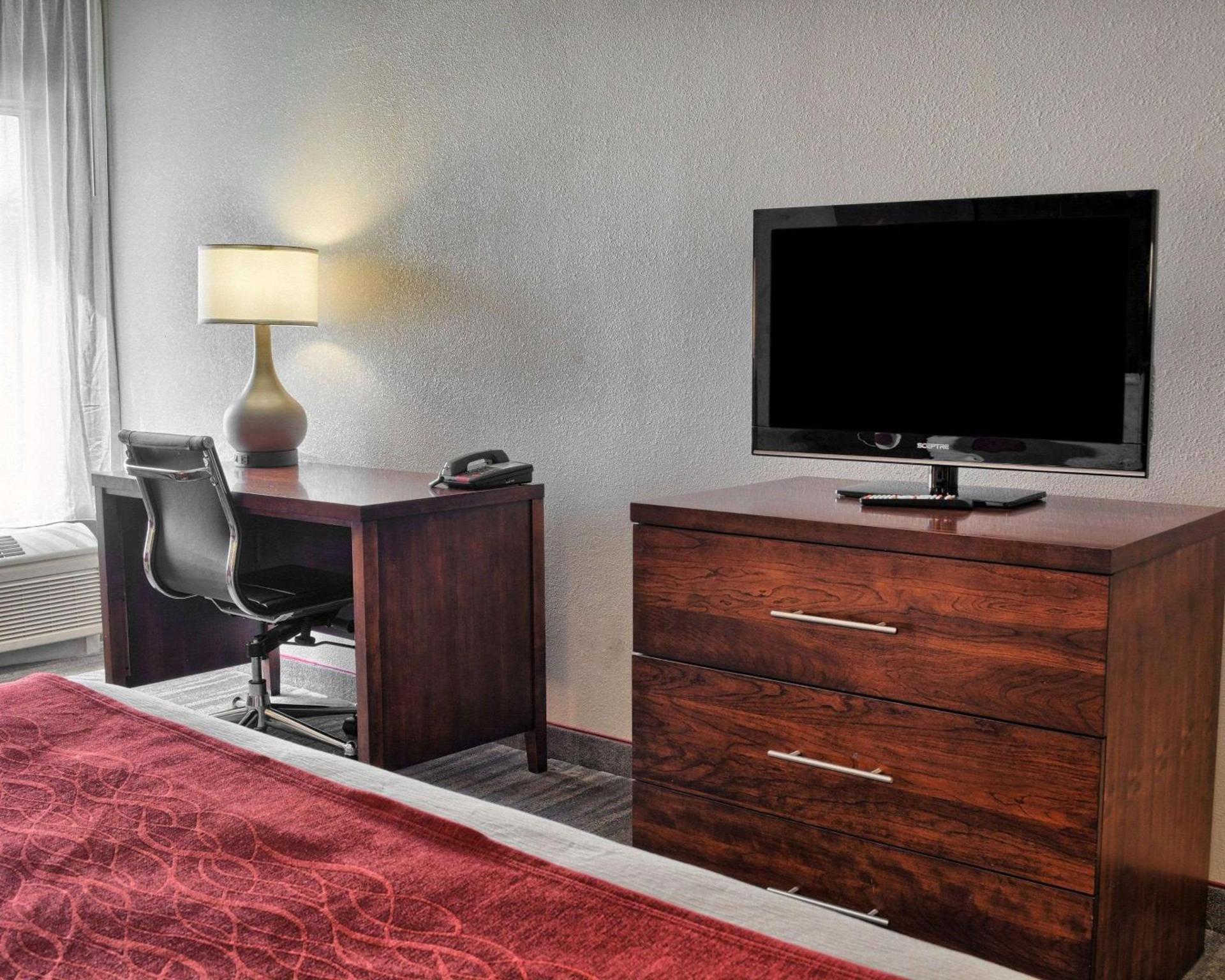 Comfort Inn Ruther Glen near Kings Dominion photo 5