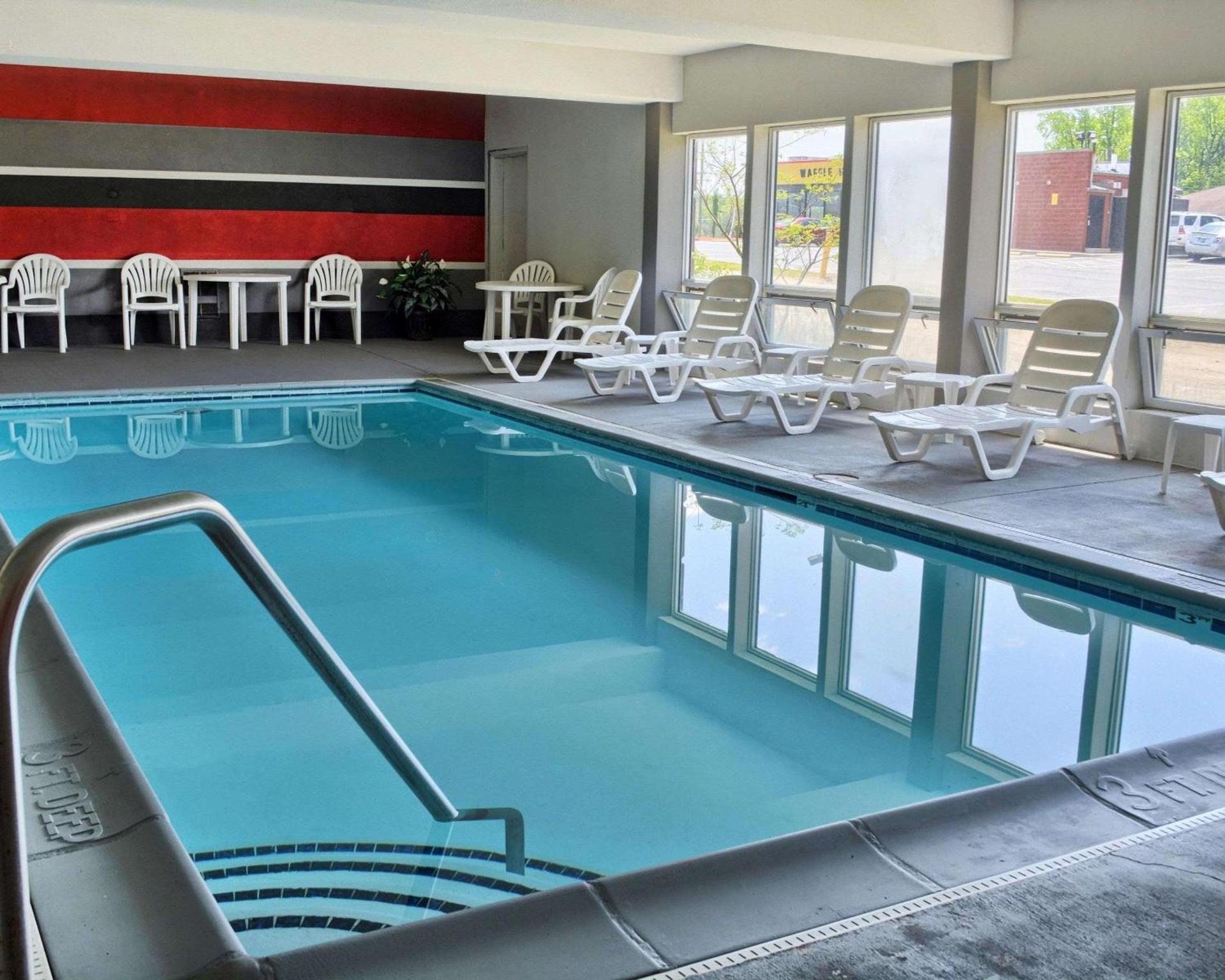 Comfort Inn Ruther Glen near Kings Dominion photo 2