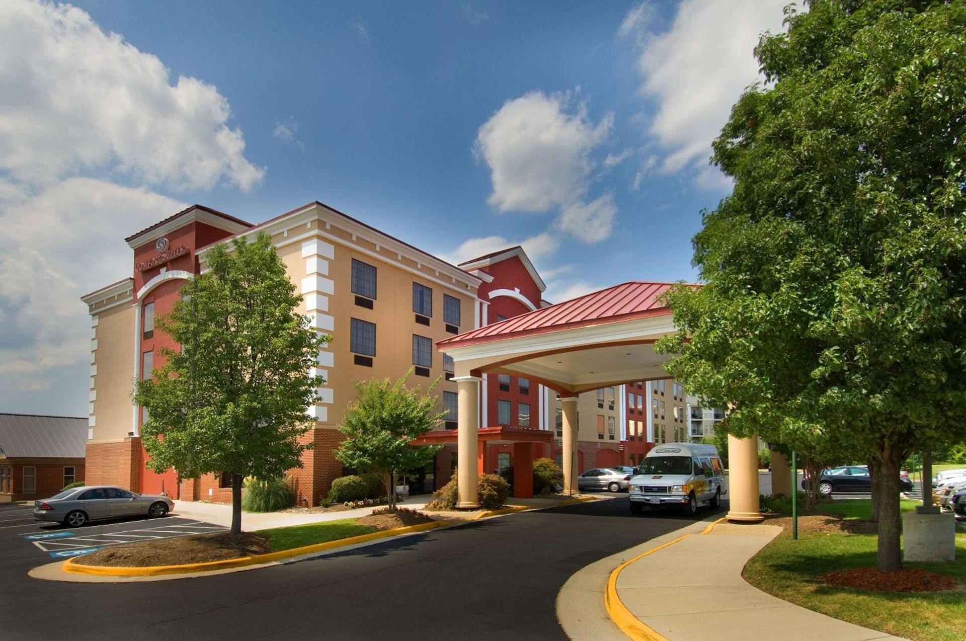 Comfort Suites Dulles Airport photo 2