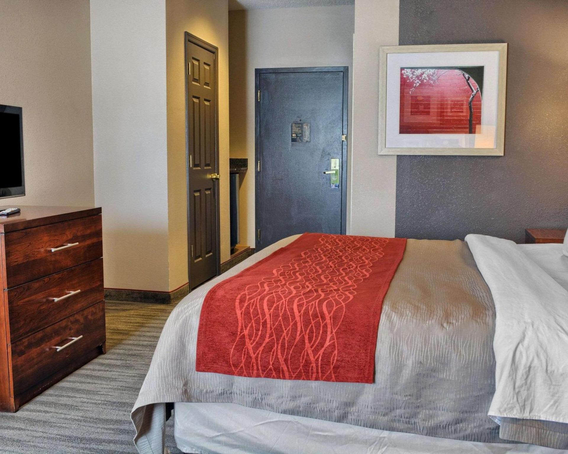Comfort Inn Ruther Glen near Kings Dominion photo 4